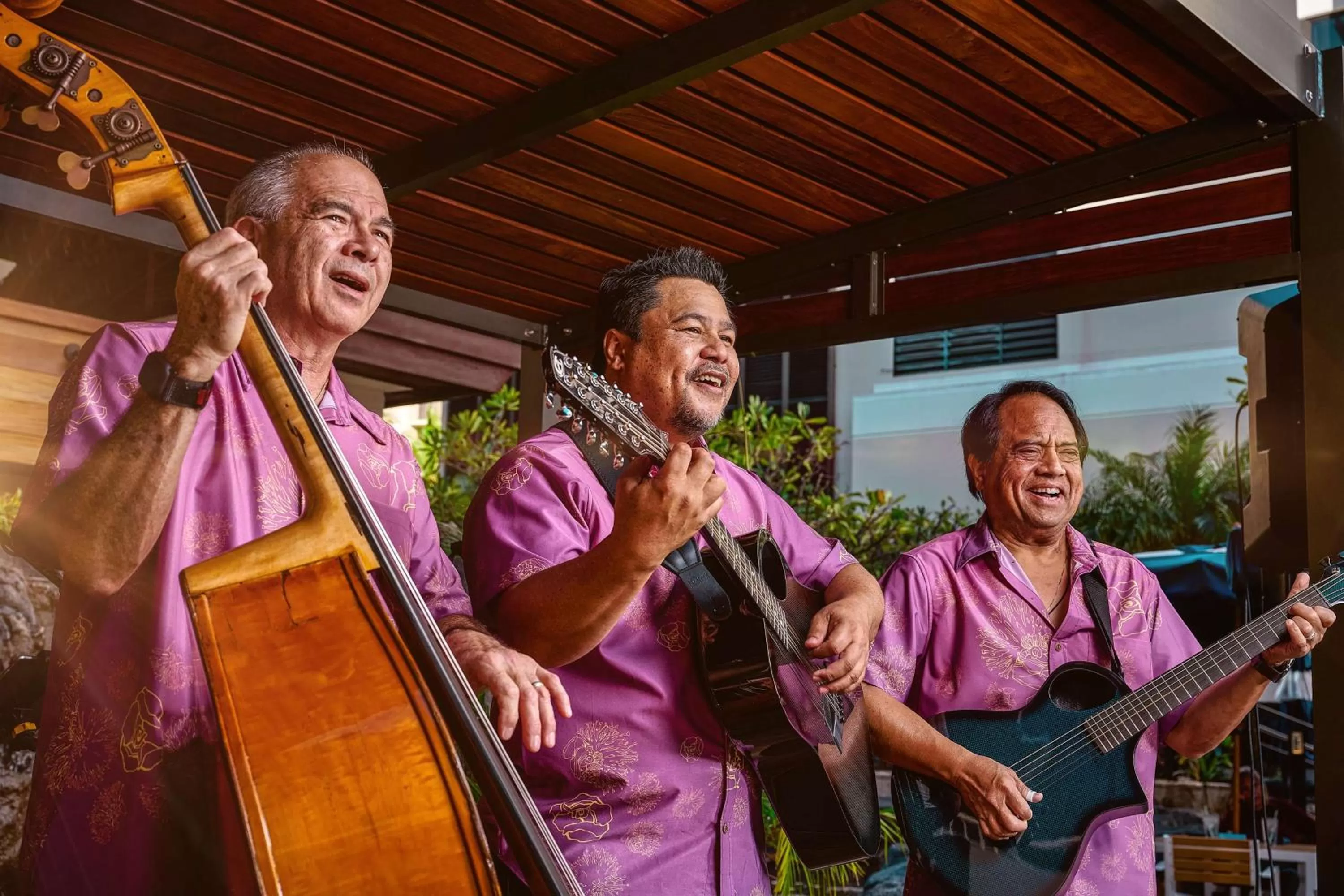 Restaurant/places to eat in OUTRIGGER Reef Waikiki Beach Resort