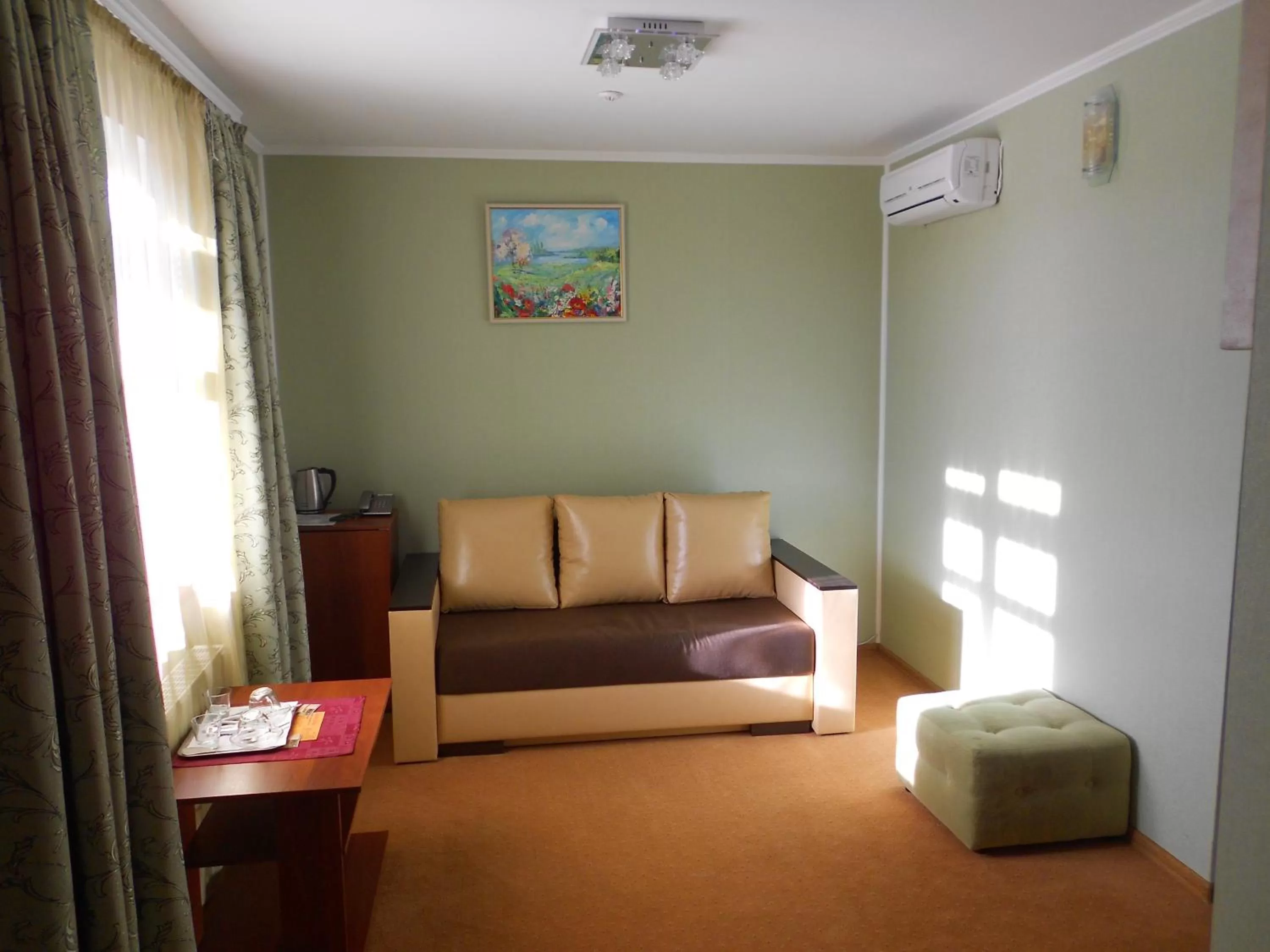 Living room in Stara Vezha Hotel