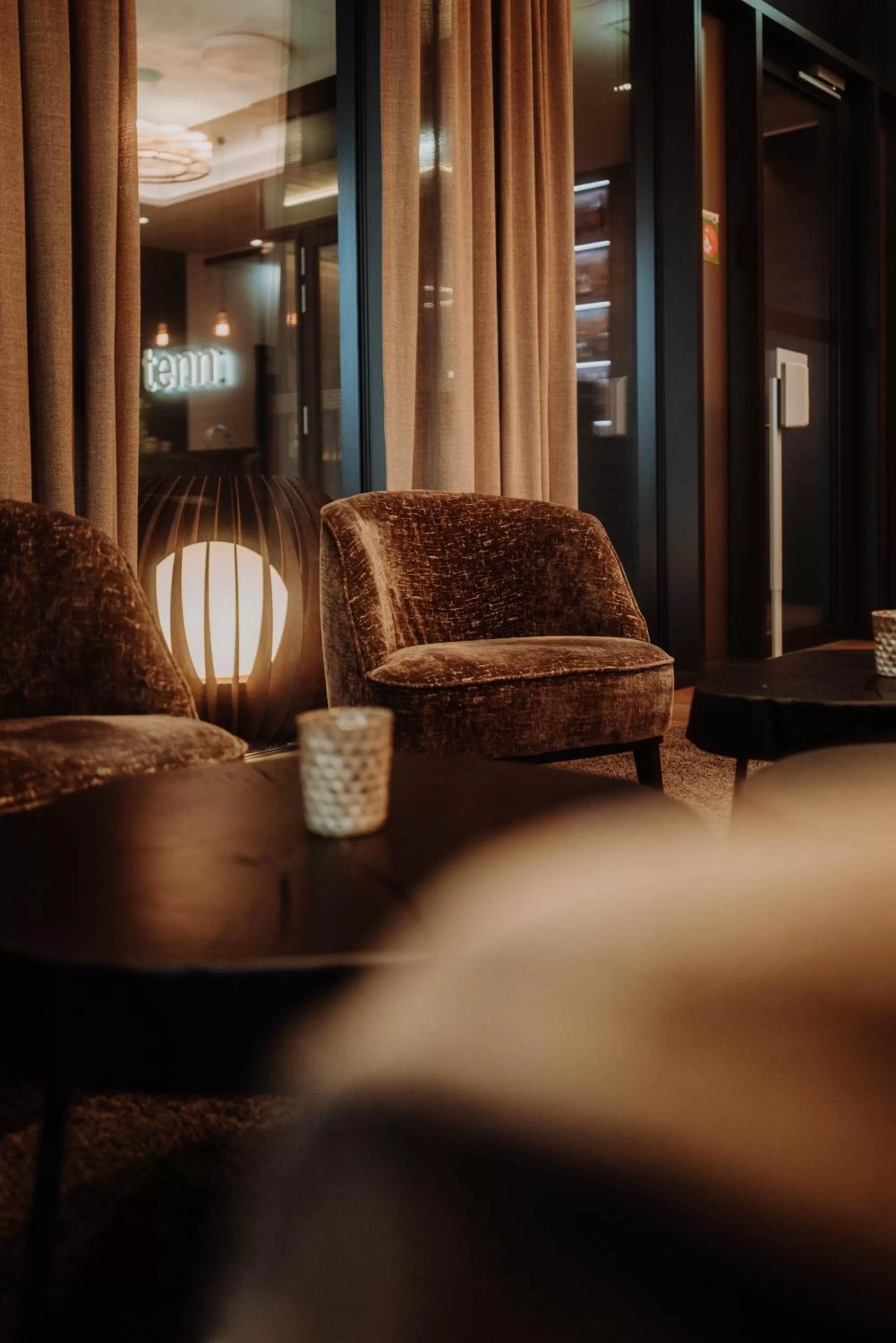 Restaurant/places to eat in Hotel kommod