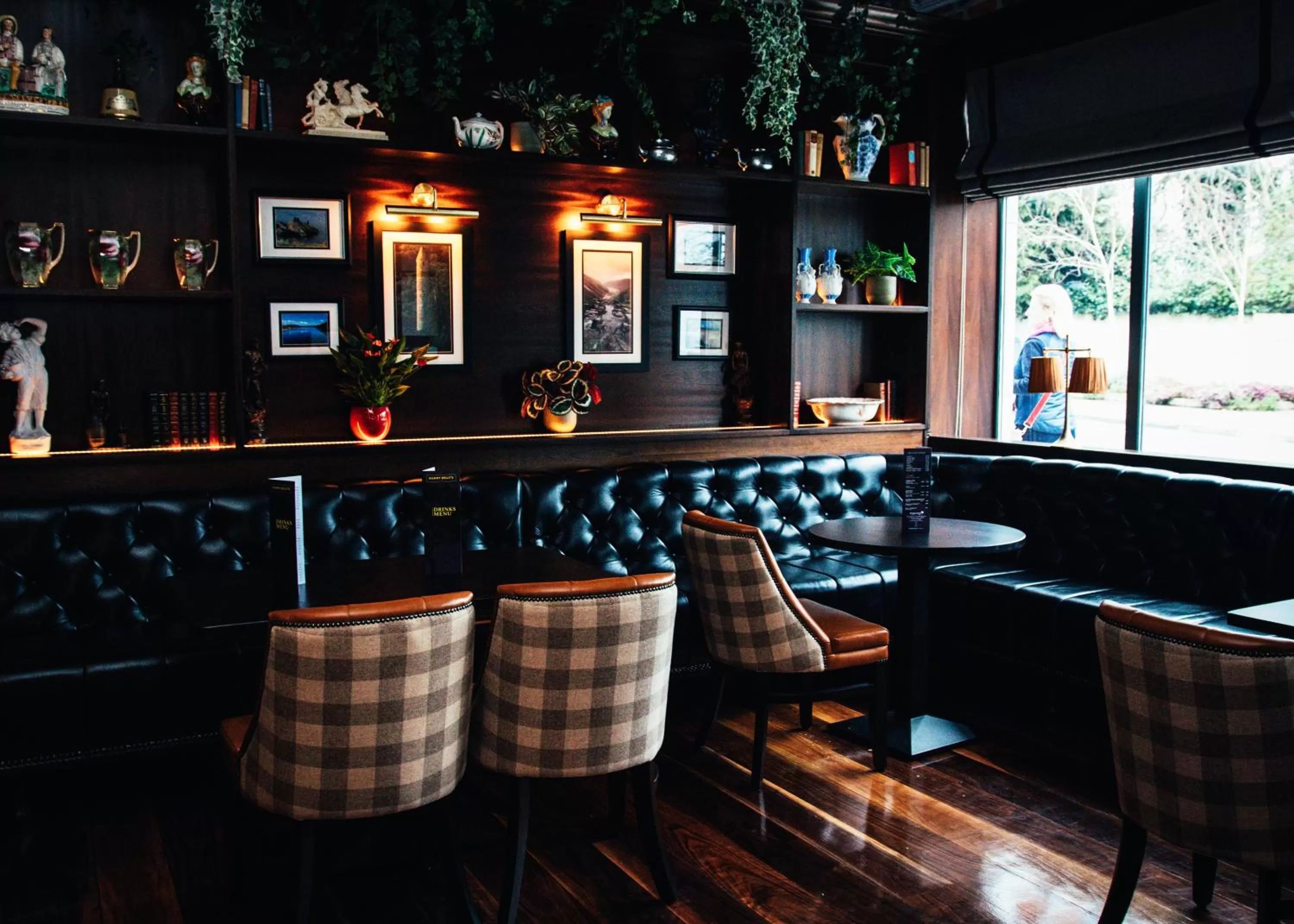 Lounge or bar in The Parkview Hotel