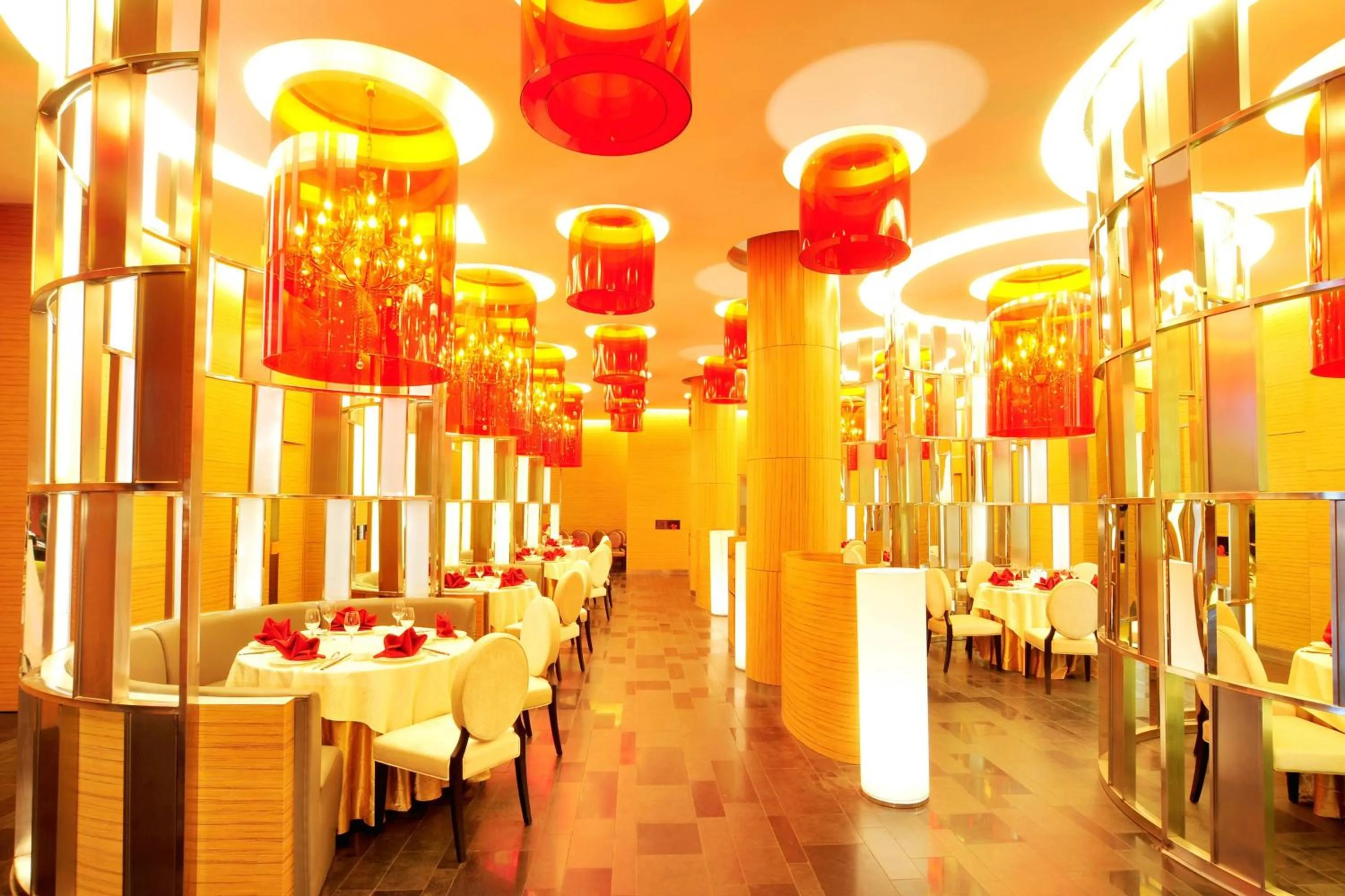 Restaurant/places to eat in Aloft Zhengzhou Shangjie