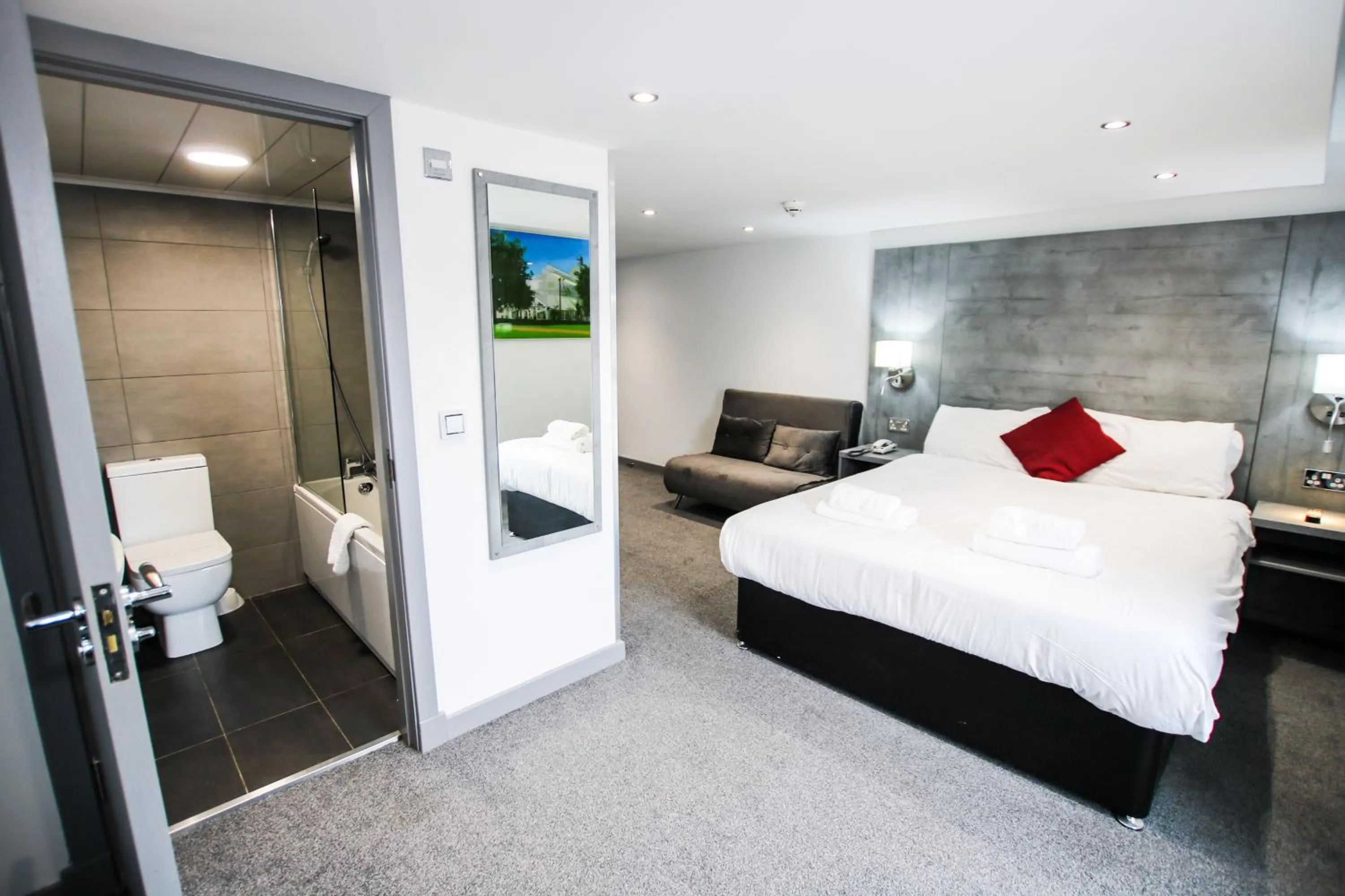 Brunswick Merchant City Hotel