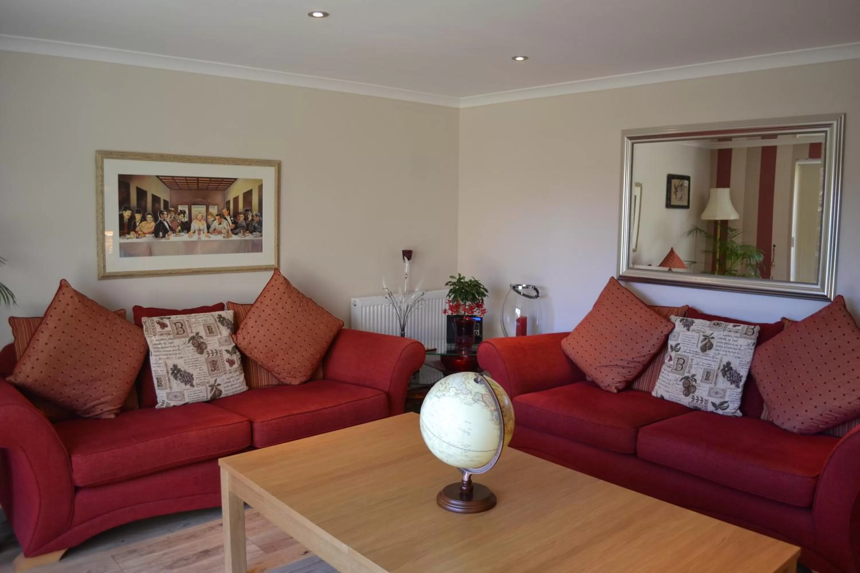 Living room, Seating Area in Maple Cottage B&B