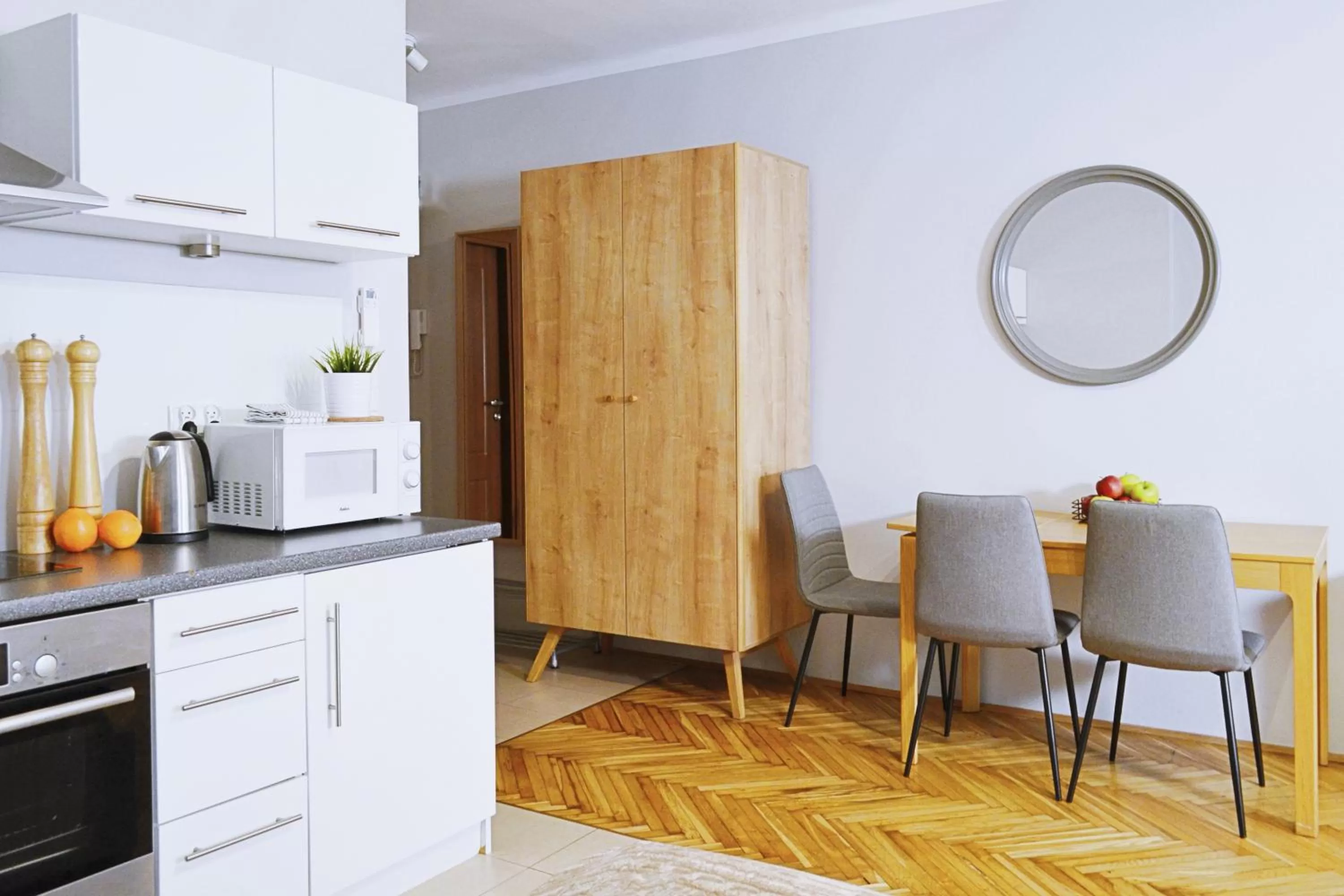 Kitchen/Kitchenette in 21 Floriańska Street Apartments