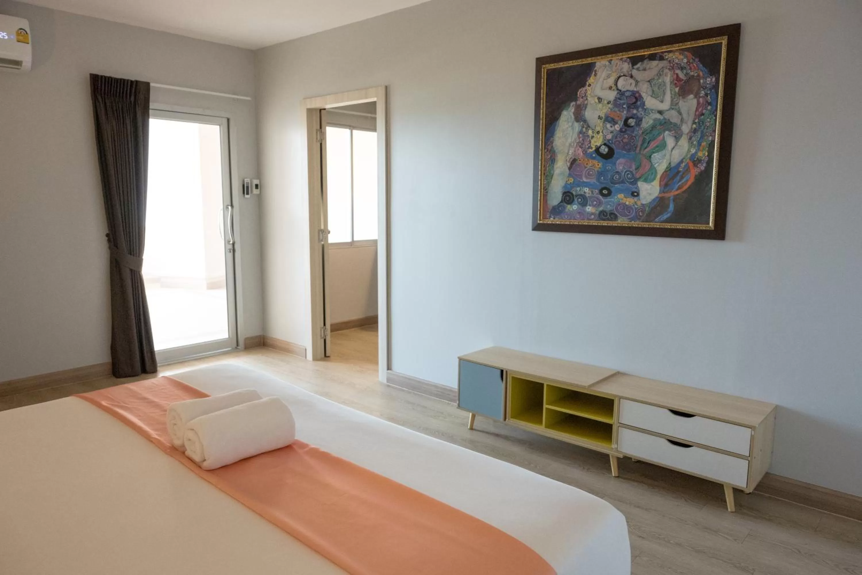 Bed in Marine Yensabai Pattaya