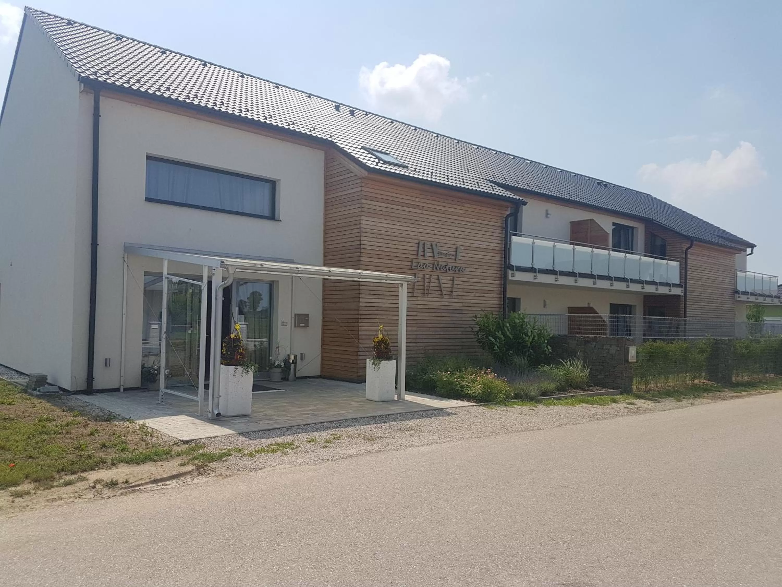 Facade/entrance in Pension Laa Natura