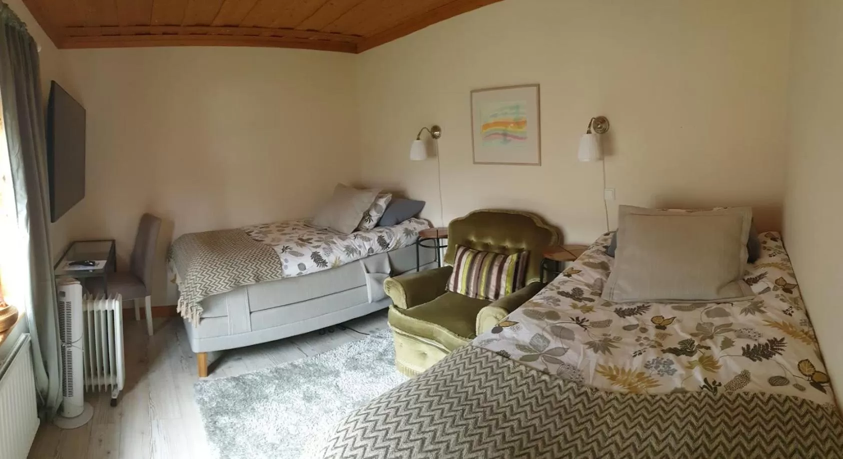 Photo of the whole room, Bed in Woodstock B&B & Studio Apartments