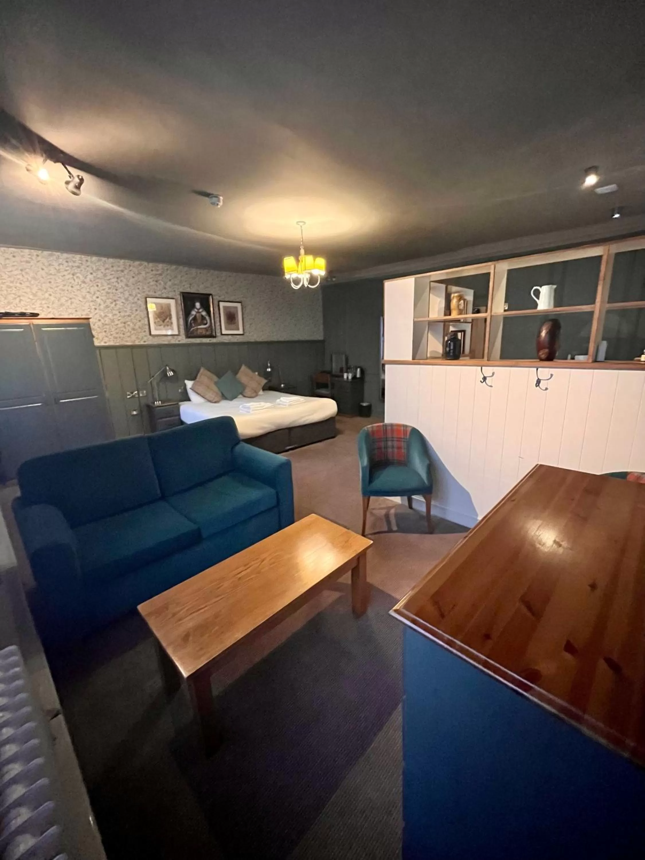 The Ostrich Inn Colnbrook London Heathrow