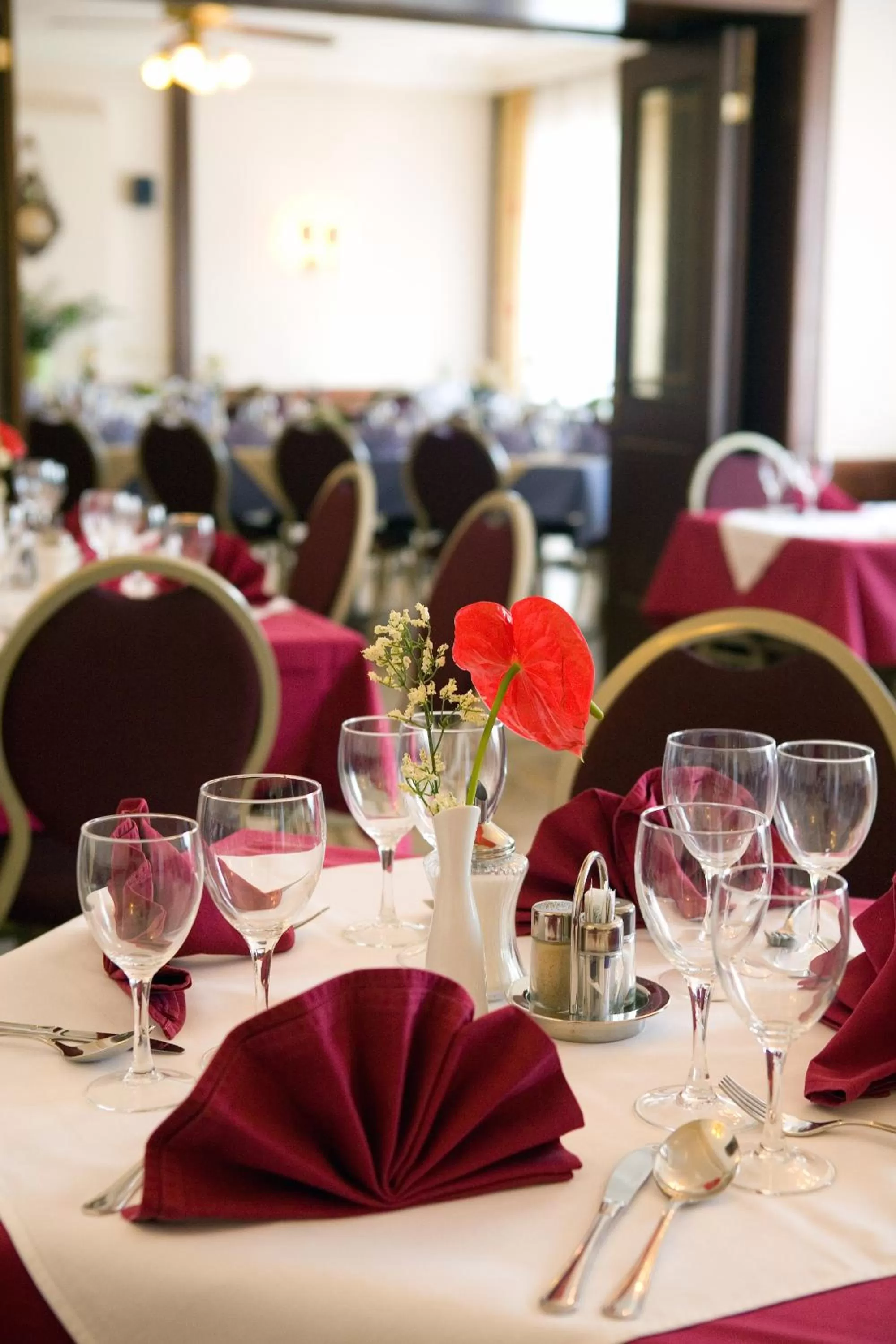 Restaurant/places to eat in Hotel Anker