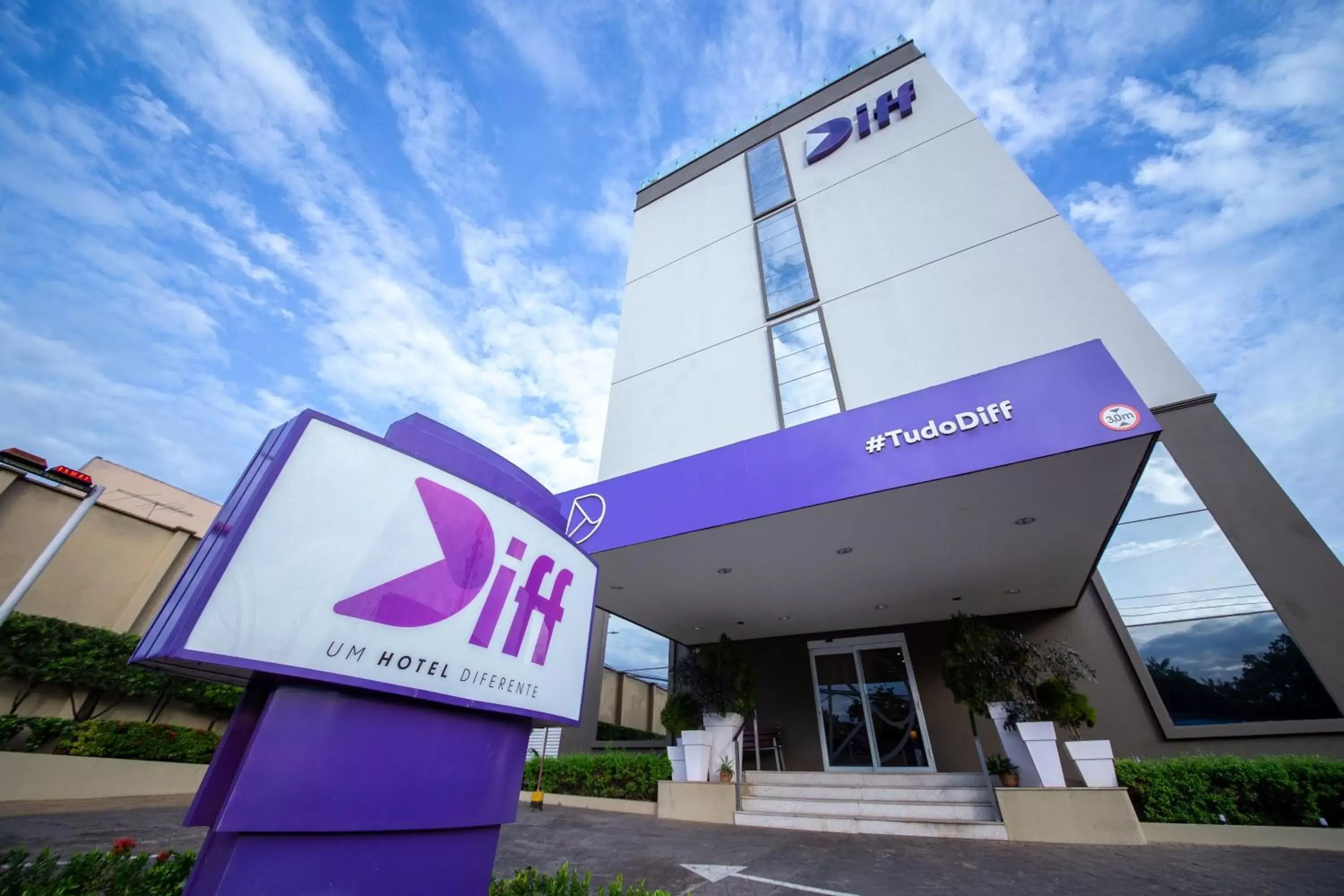 Diff Hotel - by Easy Hotéis Diff Hotel - by Easy Hotéis