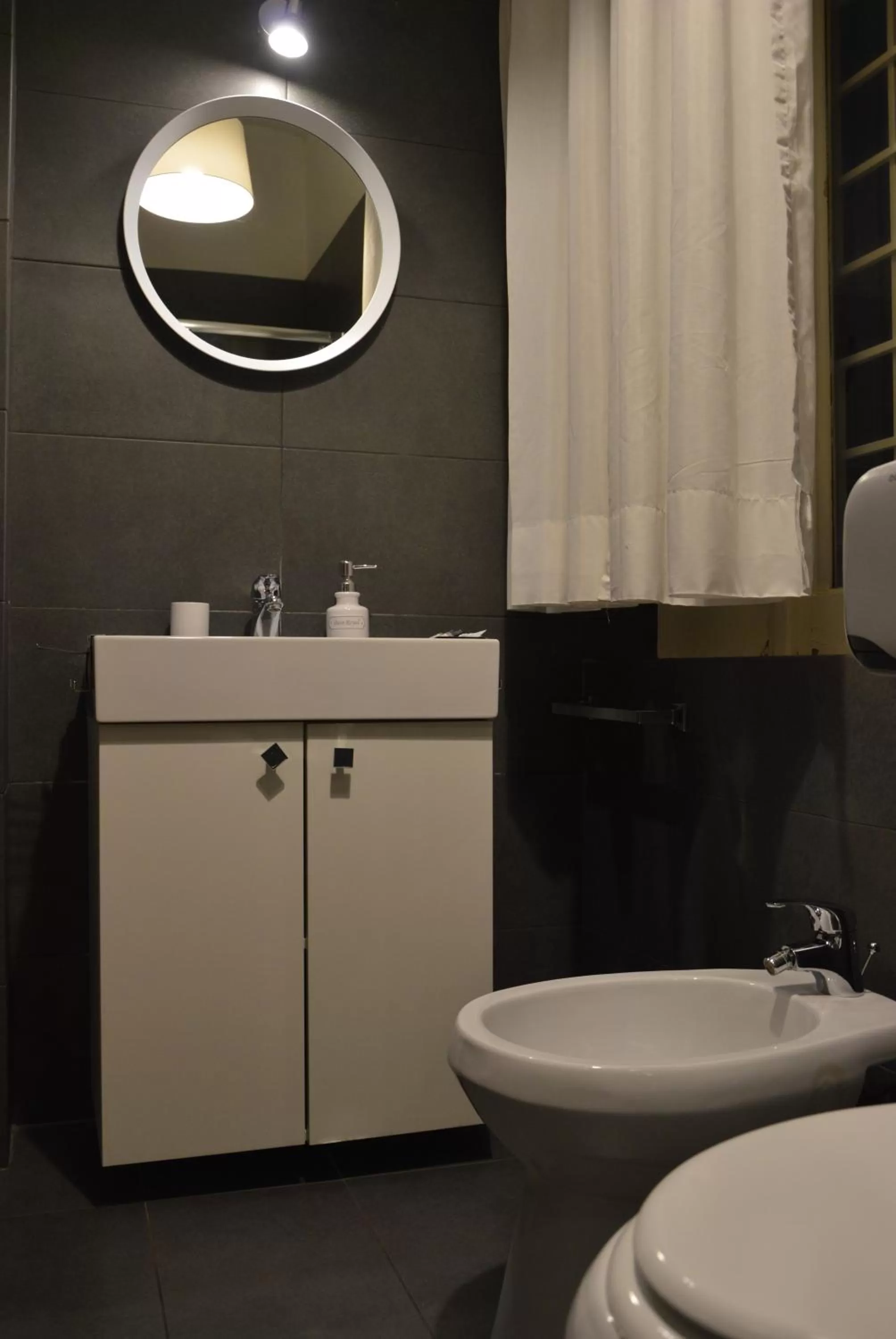 Bathroom in Nobilcasa Suites