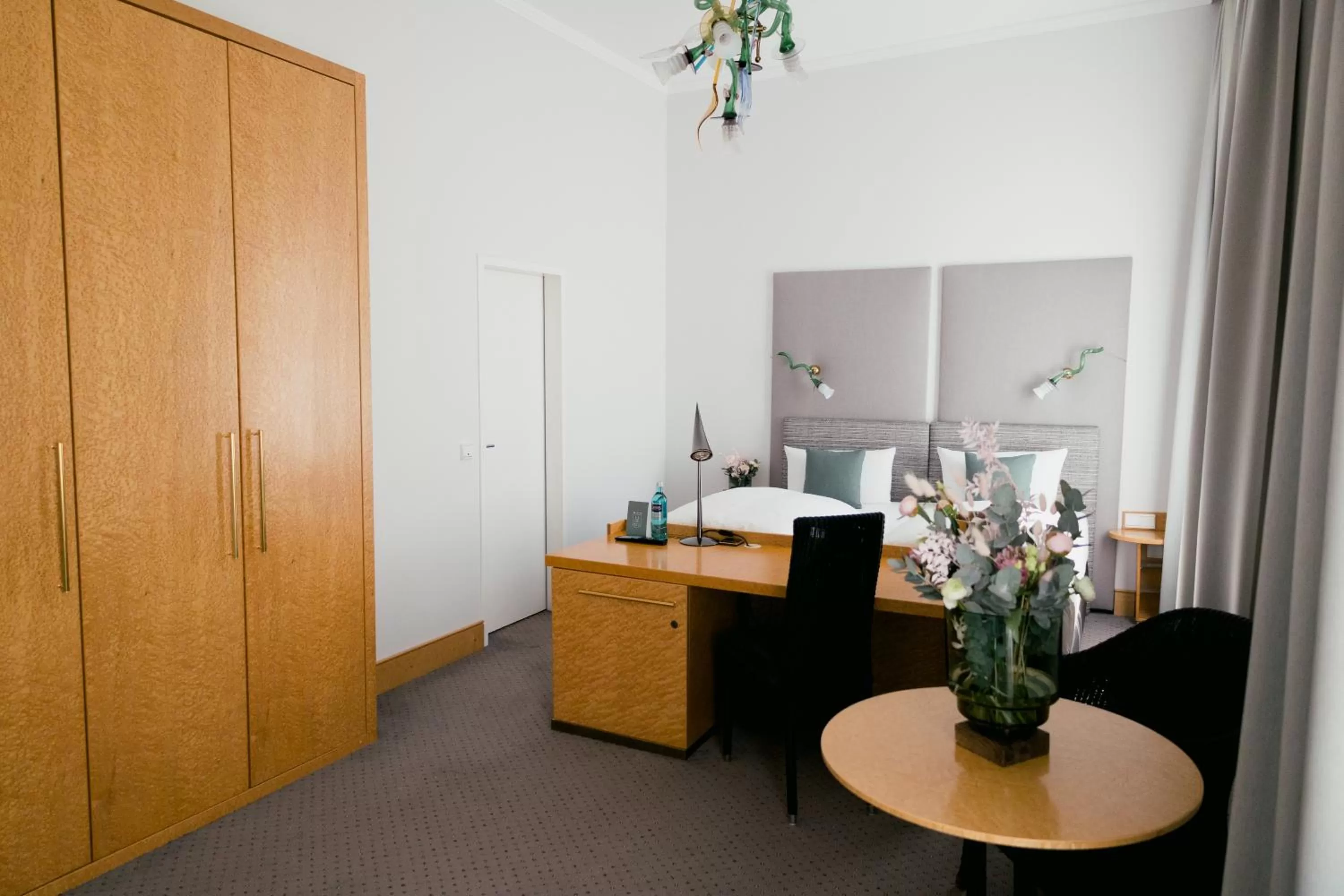 Photo of the whole room in DOM Hotel LIMBURG