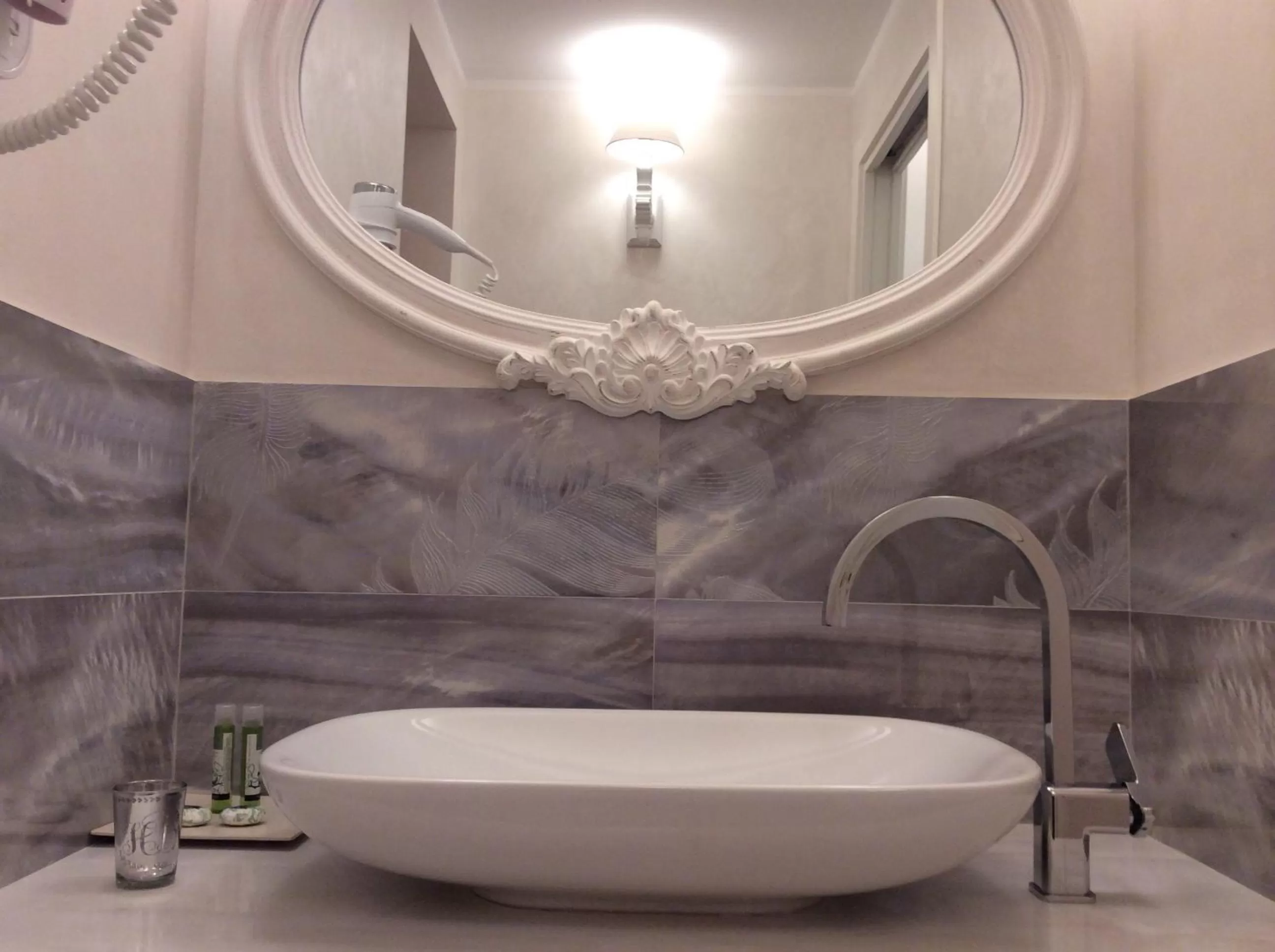 Bathroom in Suite Le Perle