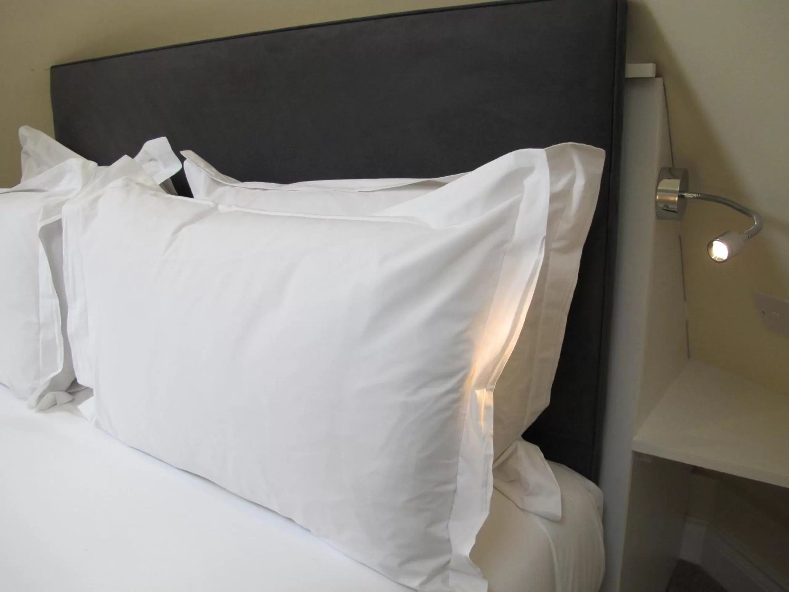 Double Room in Glenlyn Hotel & Apartments