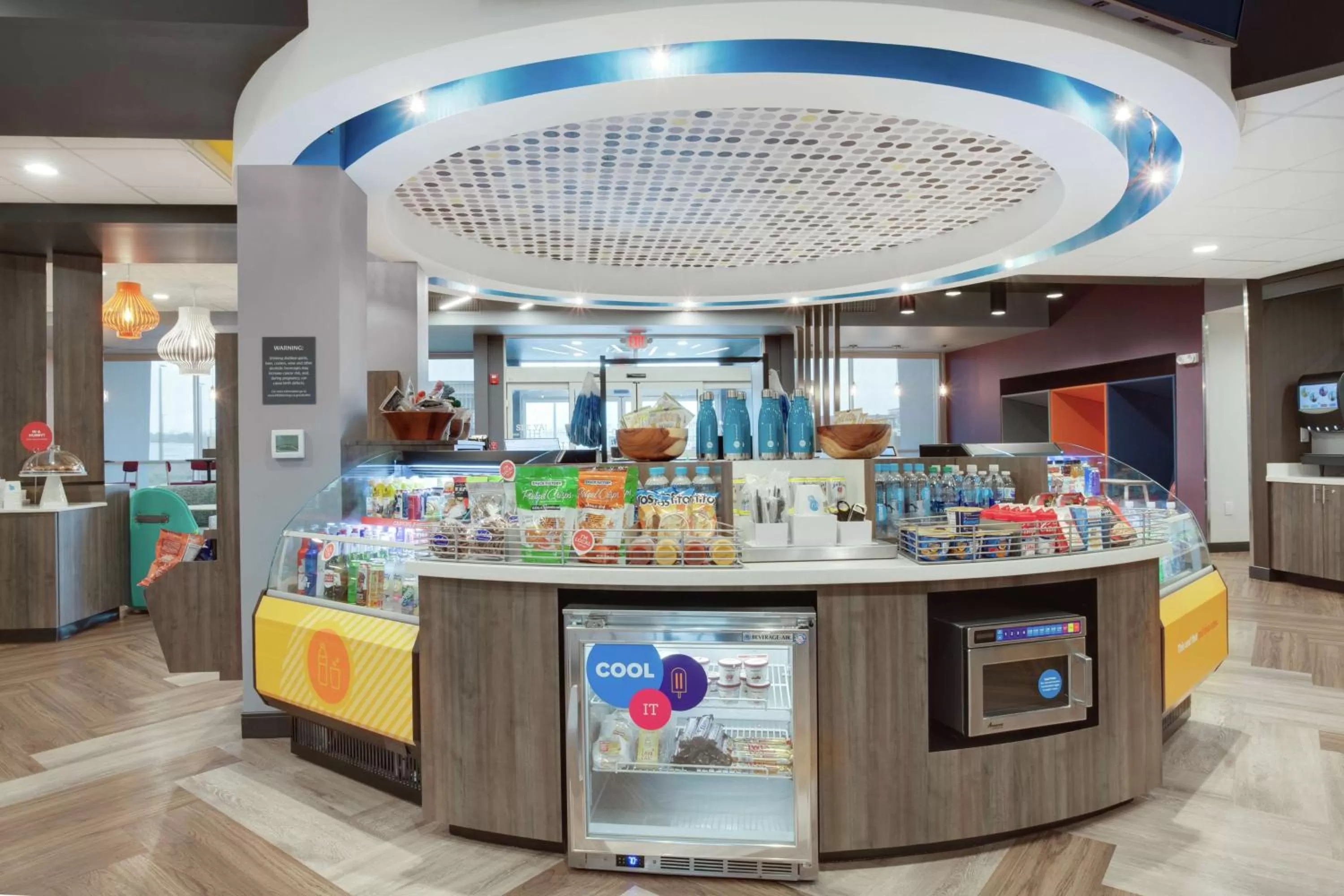 Restaurant/places to eat in Tru By Hilton Jacksonville St Johns Town Center