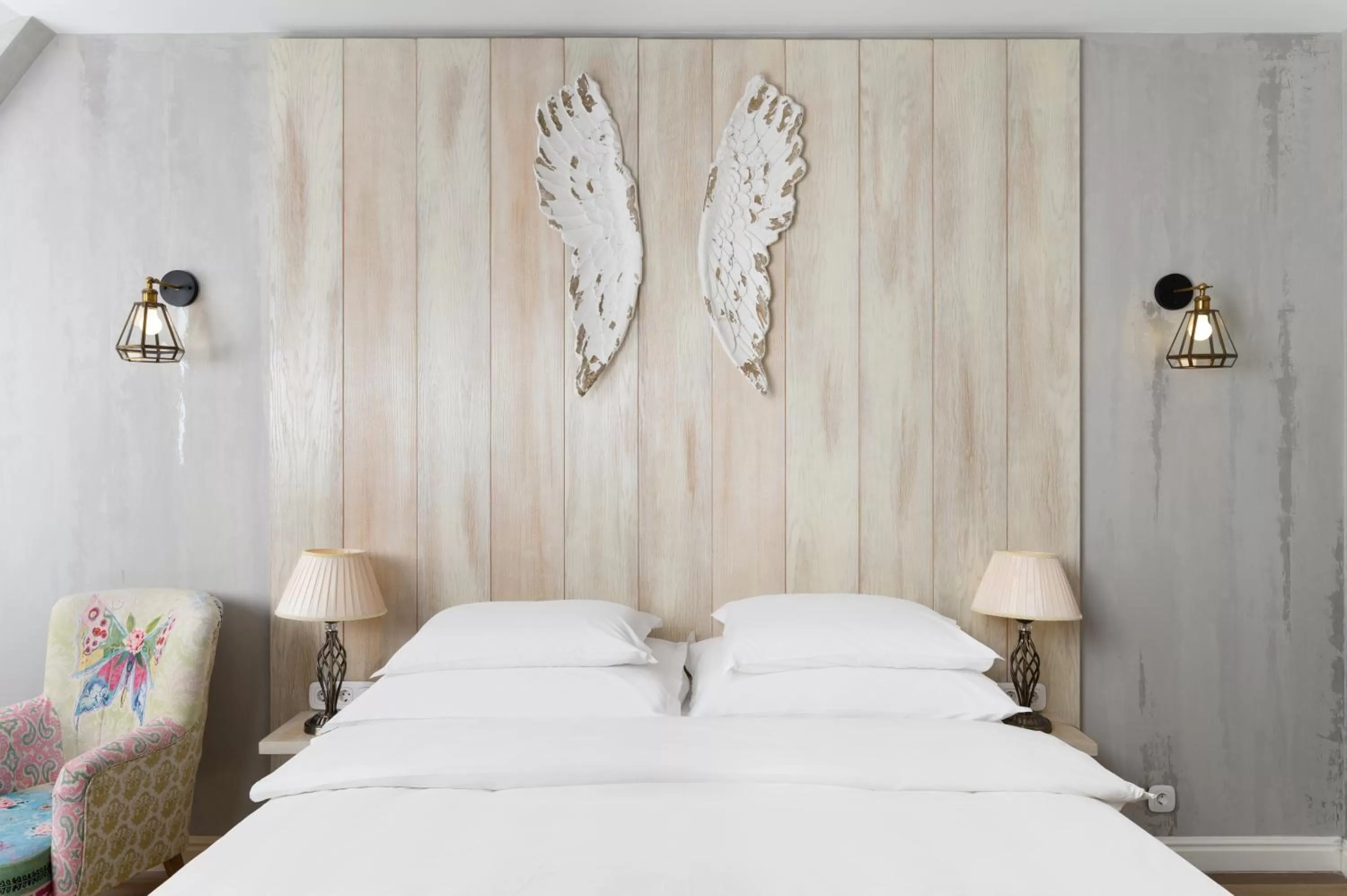 Bed in Maison Bistro & Hotel