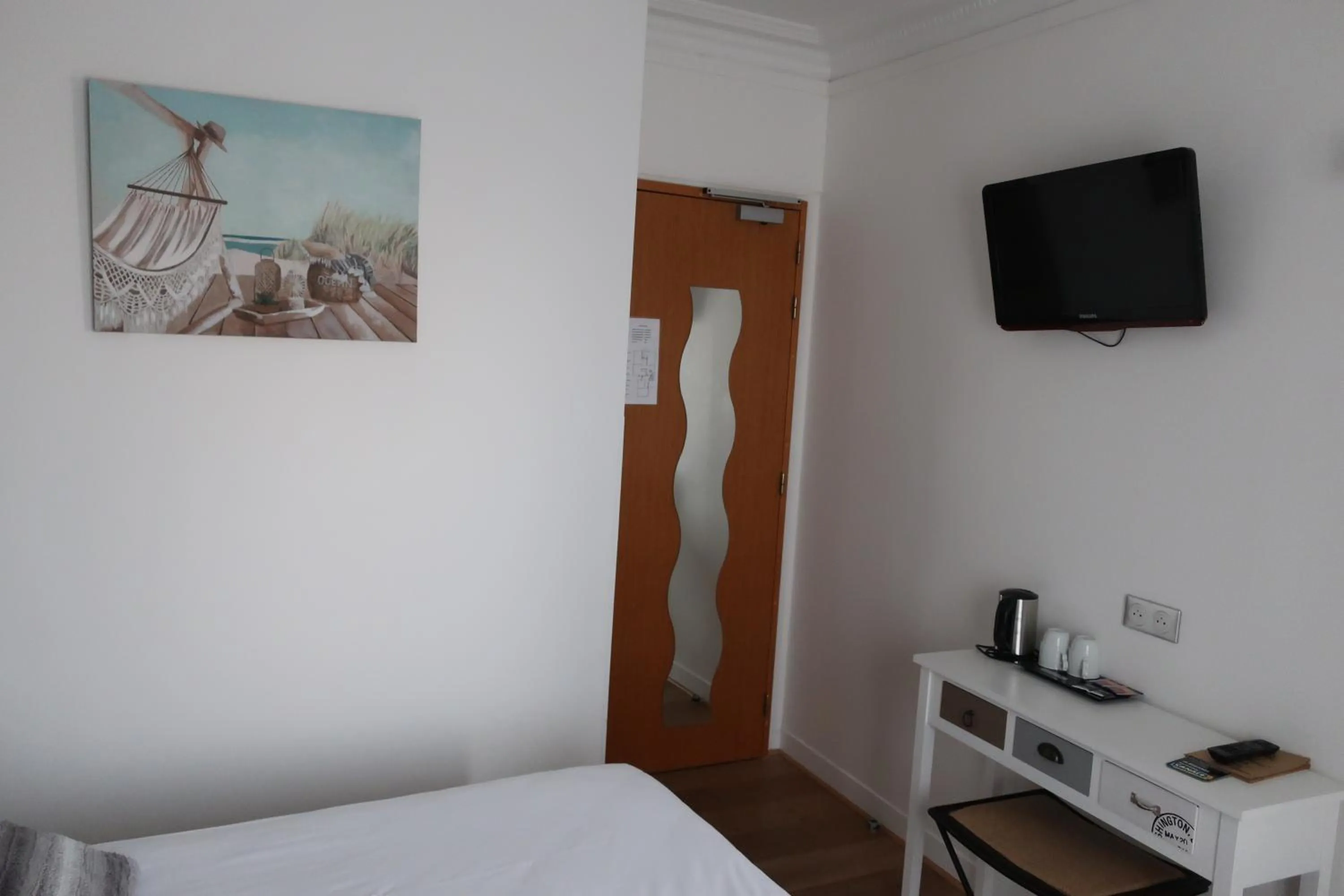 TV and multimedia, Bed in L'Amiral