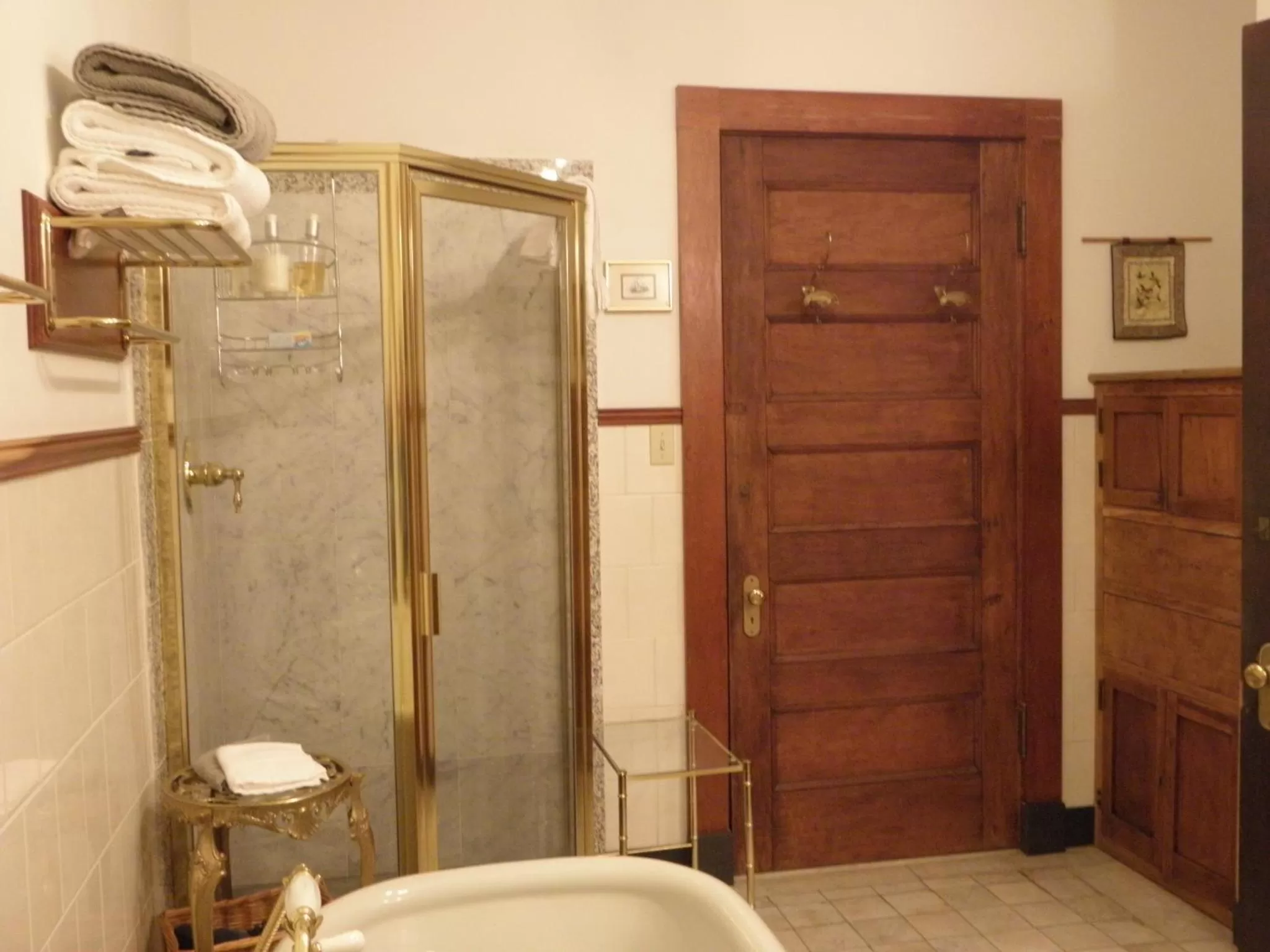 Shower, Bathroom in Lehmann House Bed & Breakfast