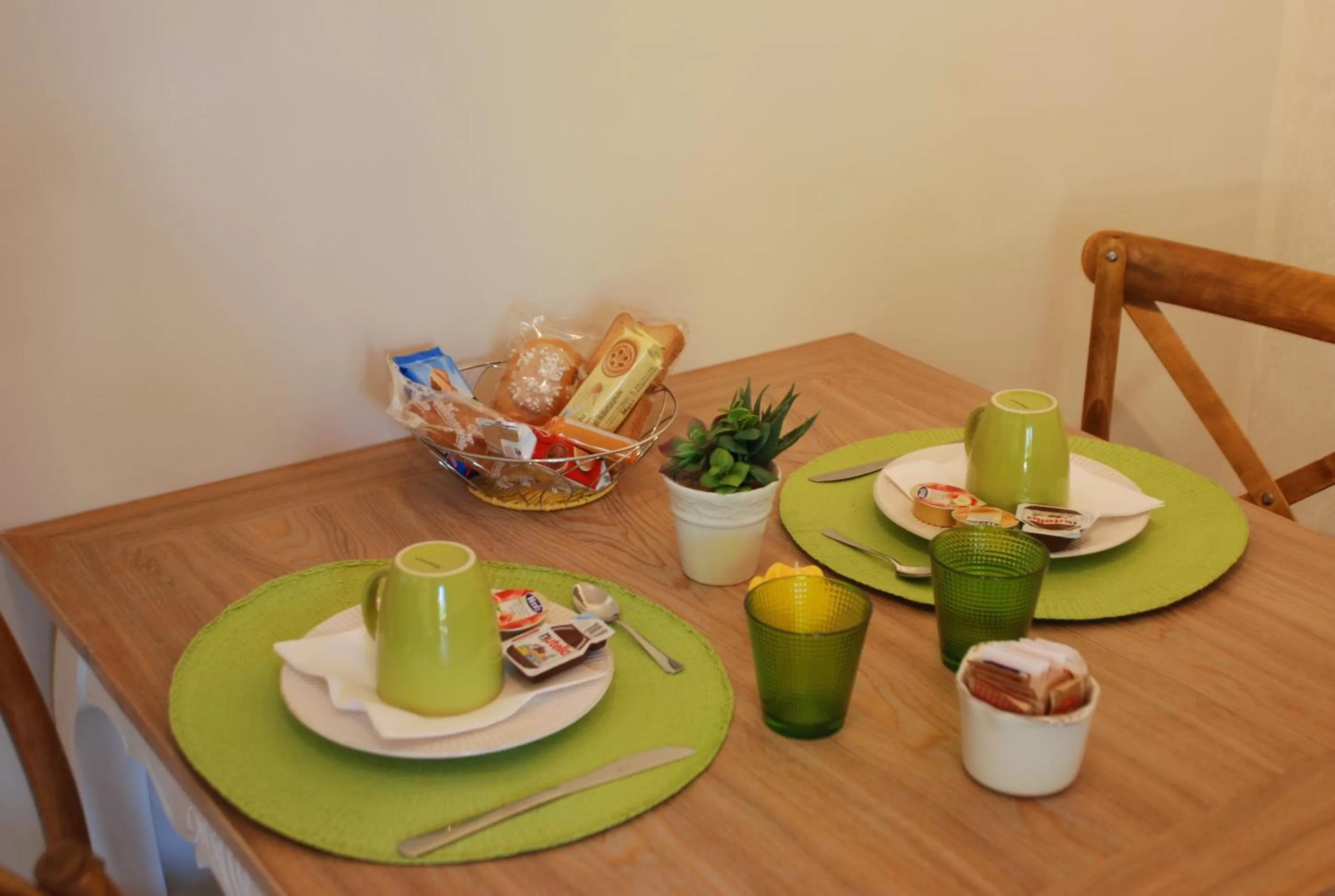 Dining area, Breakfast in La Cannella