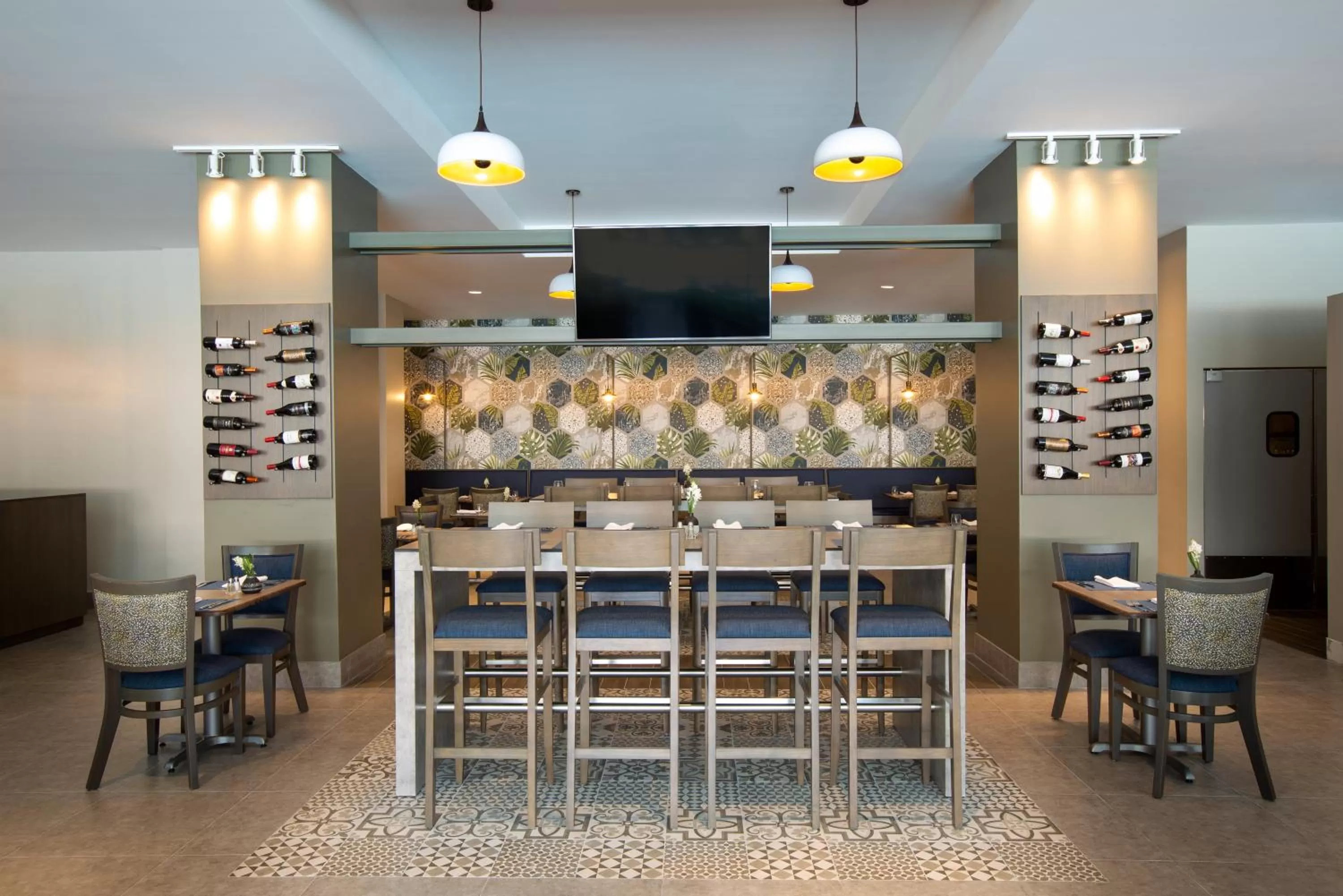 Restaurant/places to eat in Crowne Plaza San Jose La Sabana by IHG