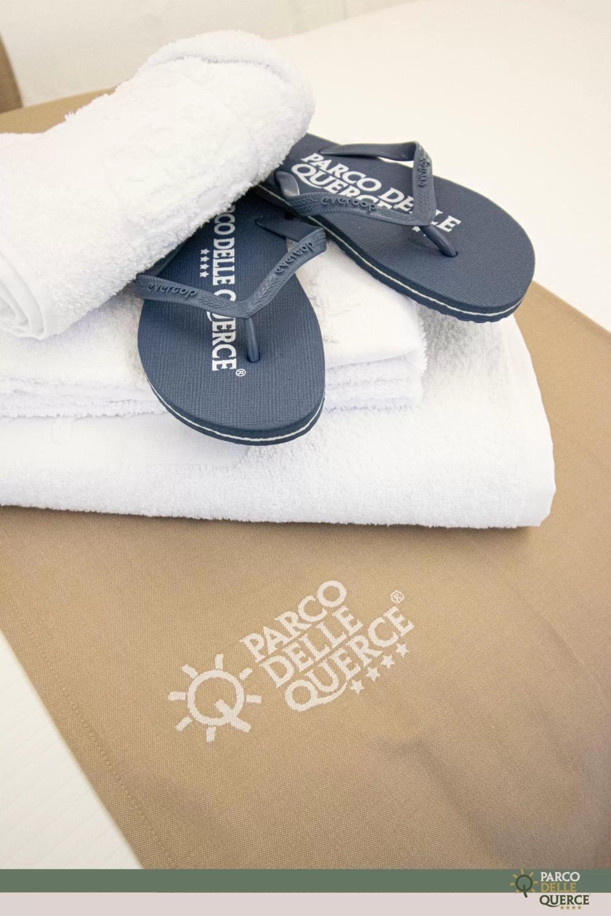 Property logo or sign in Hotel Parco delle Querce