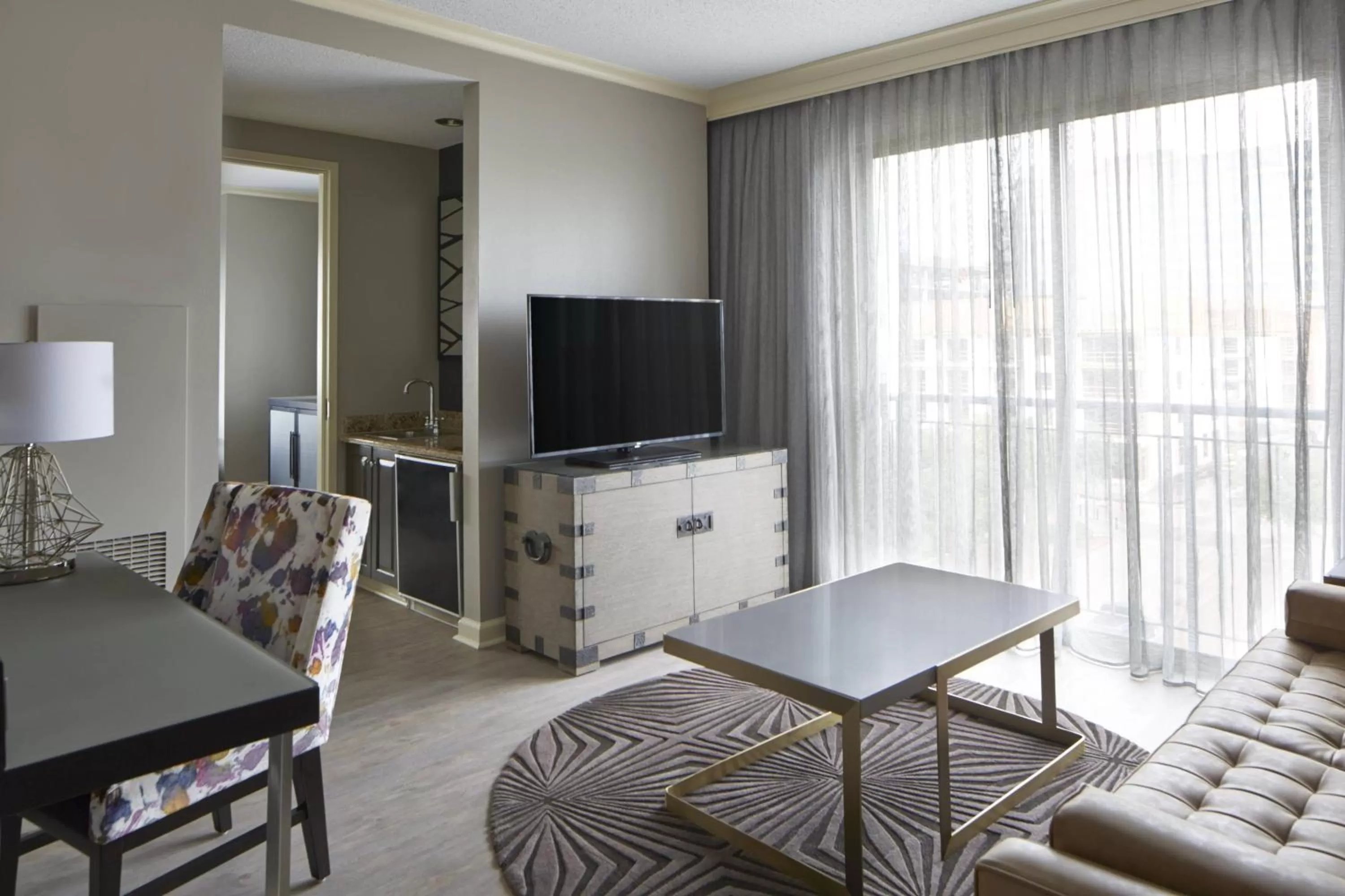 Living room in Dallas/Plano Marriott at Legacy Town Center