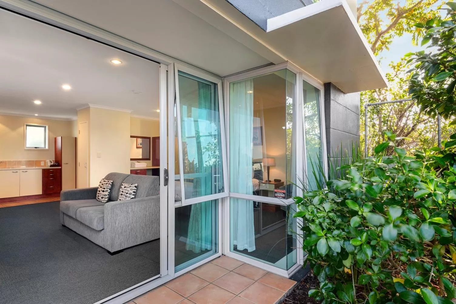 Patio in Aristotles North Shore