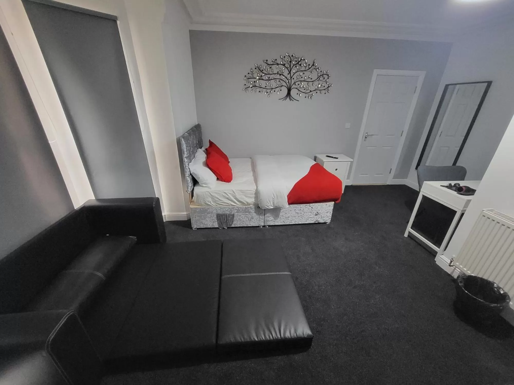 Seating Area in The Fishpond - Premier Nottingham Studios