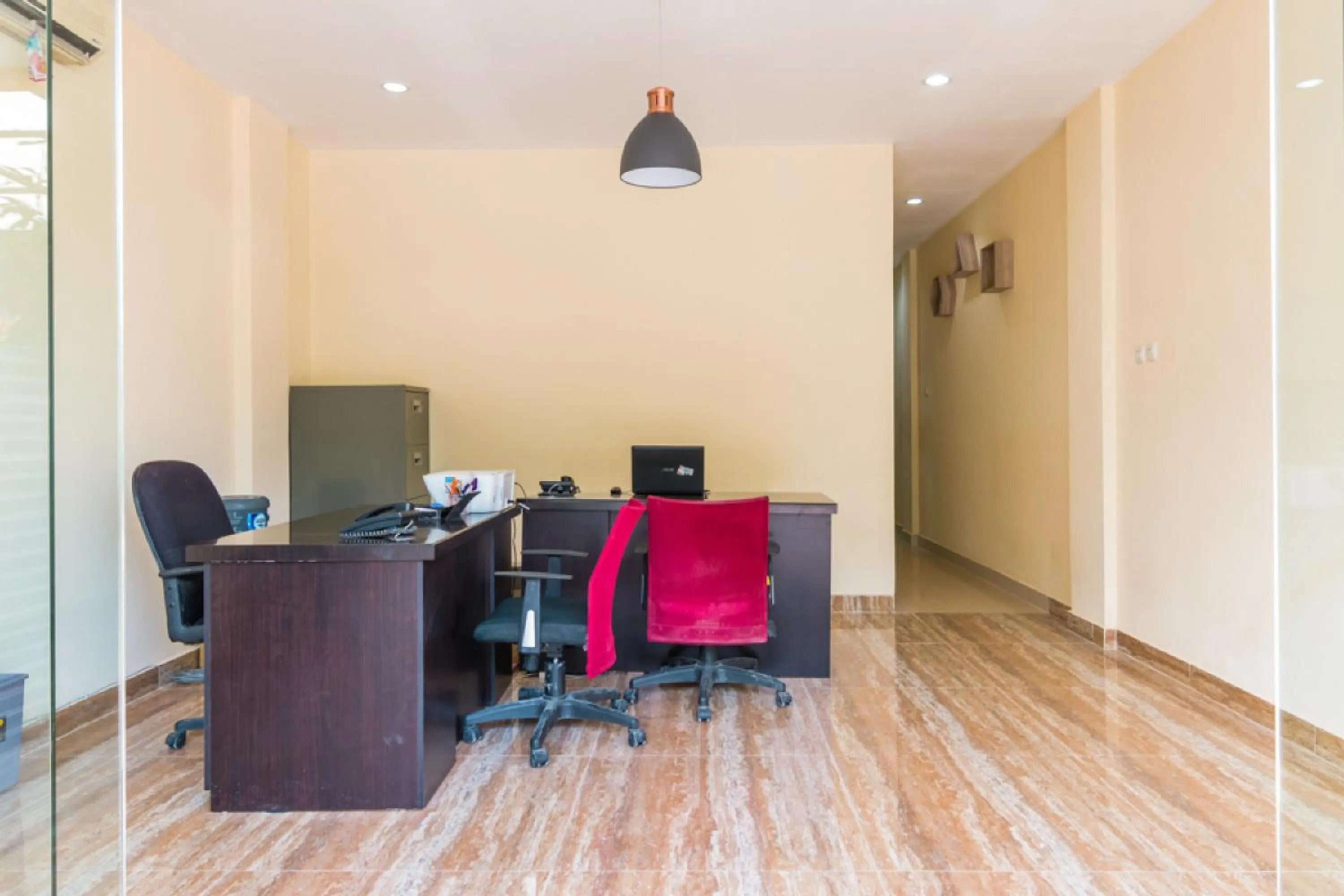 RedDoorz At Tebet Barat 2