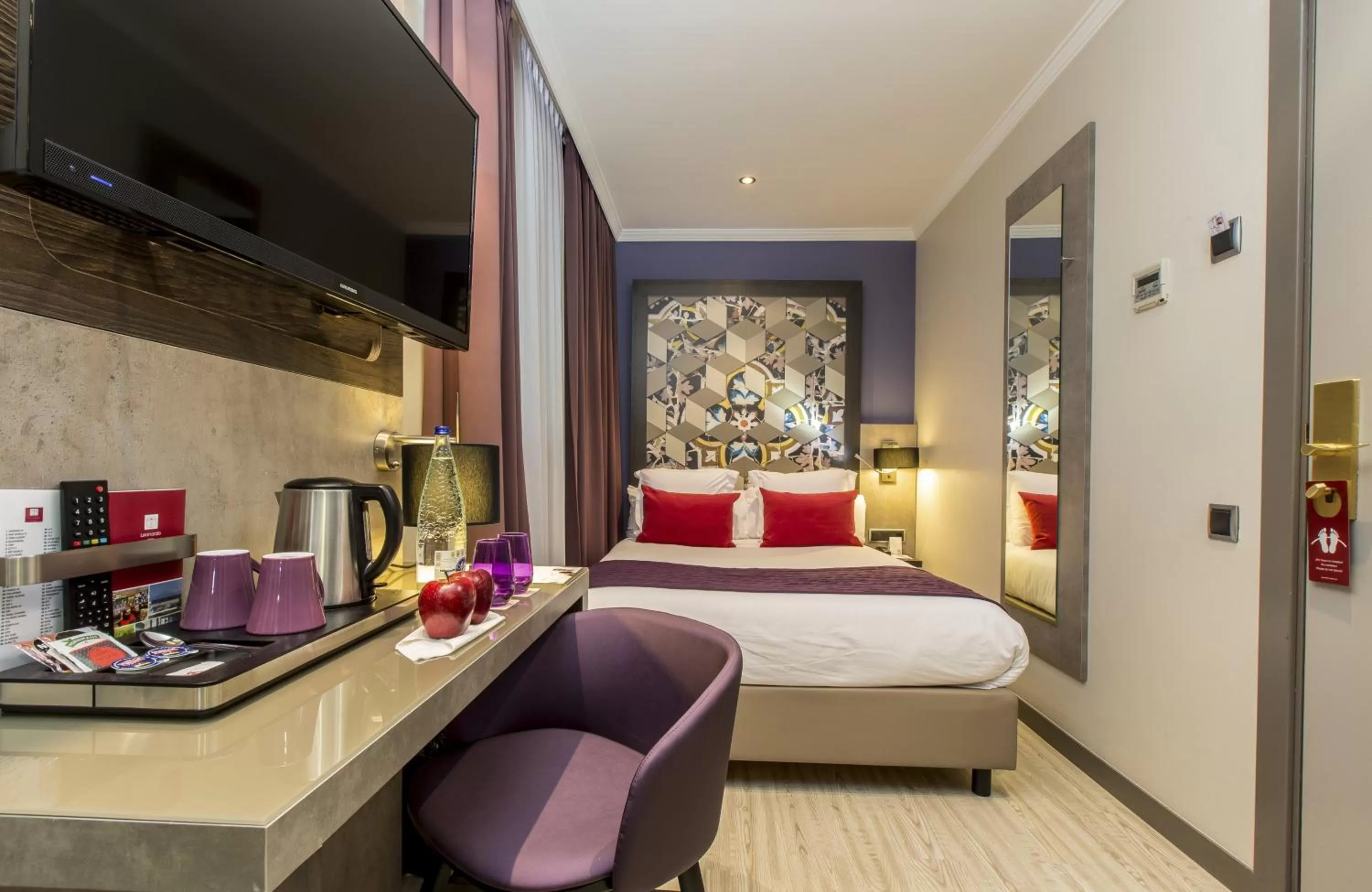 Photo of the whole room, Bed in Leonardo Hotel Barcelona Las Ramblas