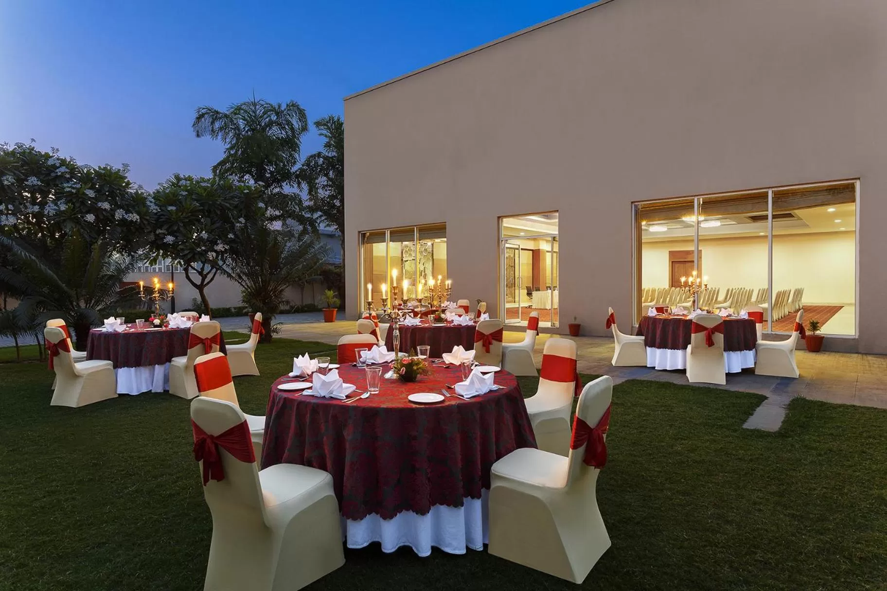 Garden in Hometel Roorkee