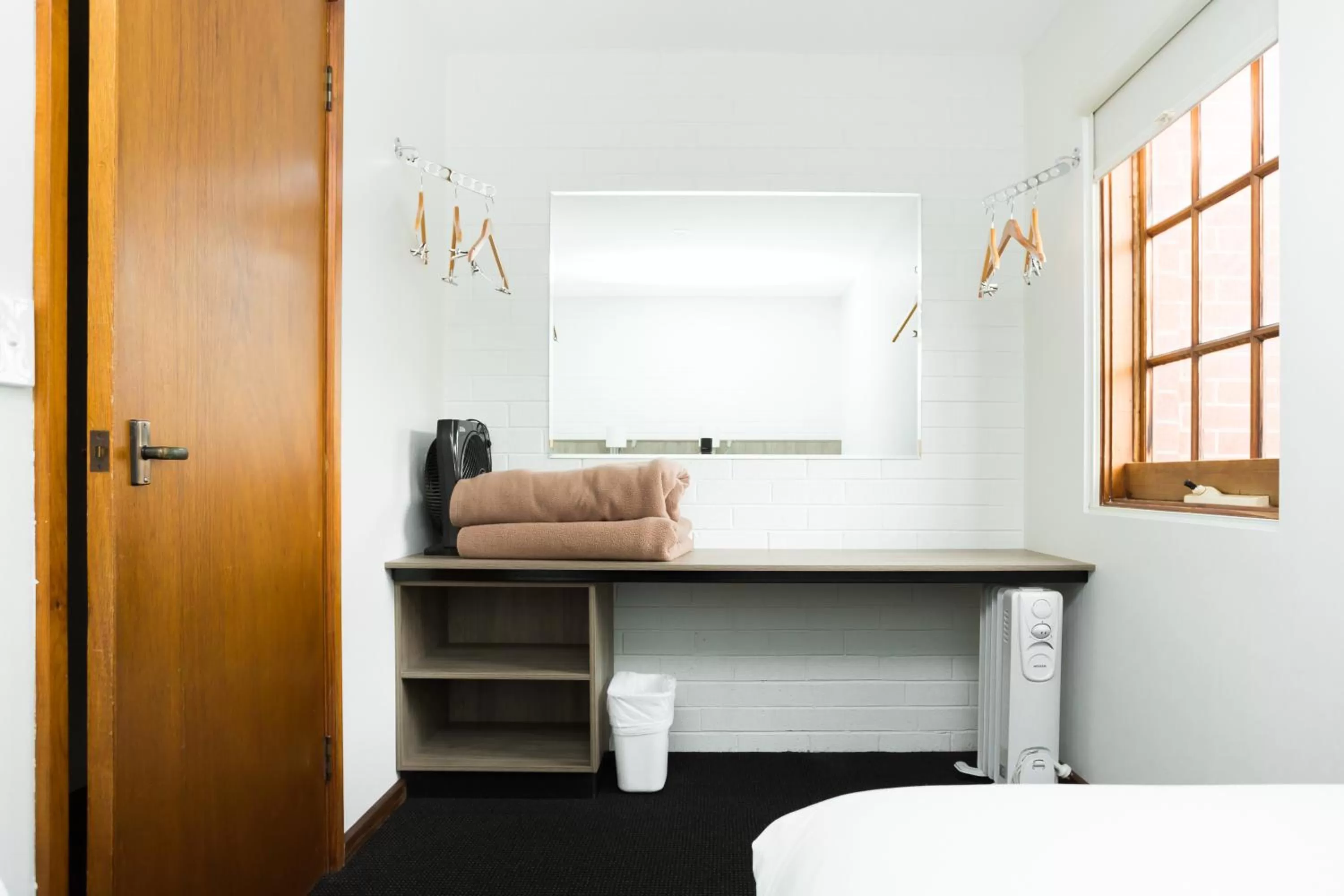 Bedroom, Bed in Bay Hotel Apartments