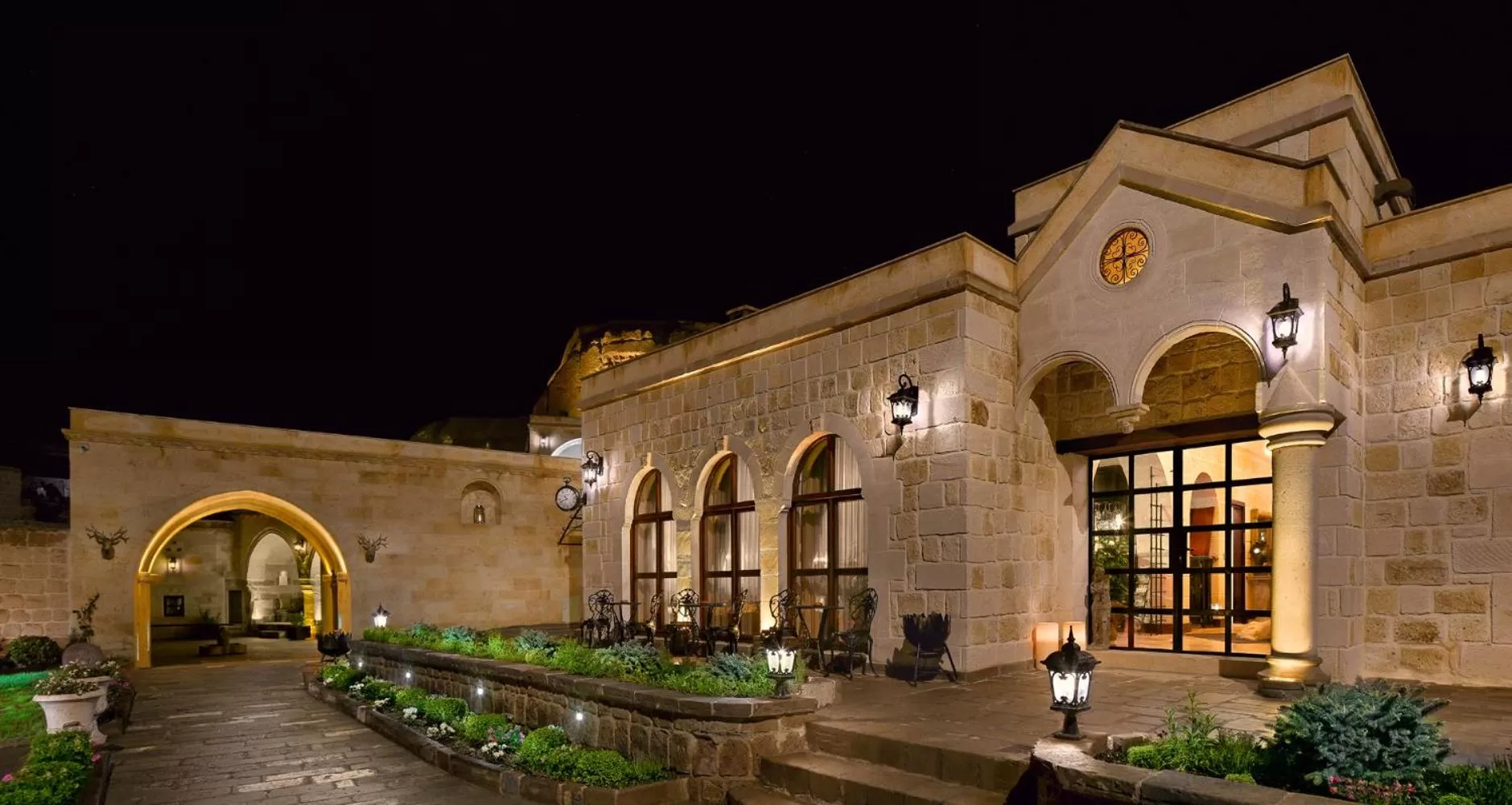 Property building in Seraphim Cave Suites & SPA