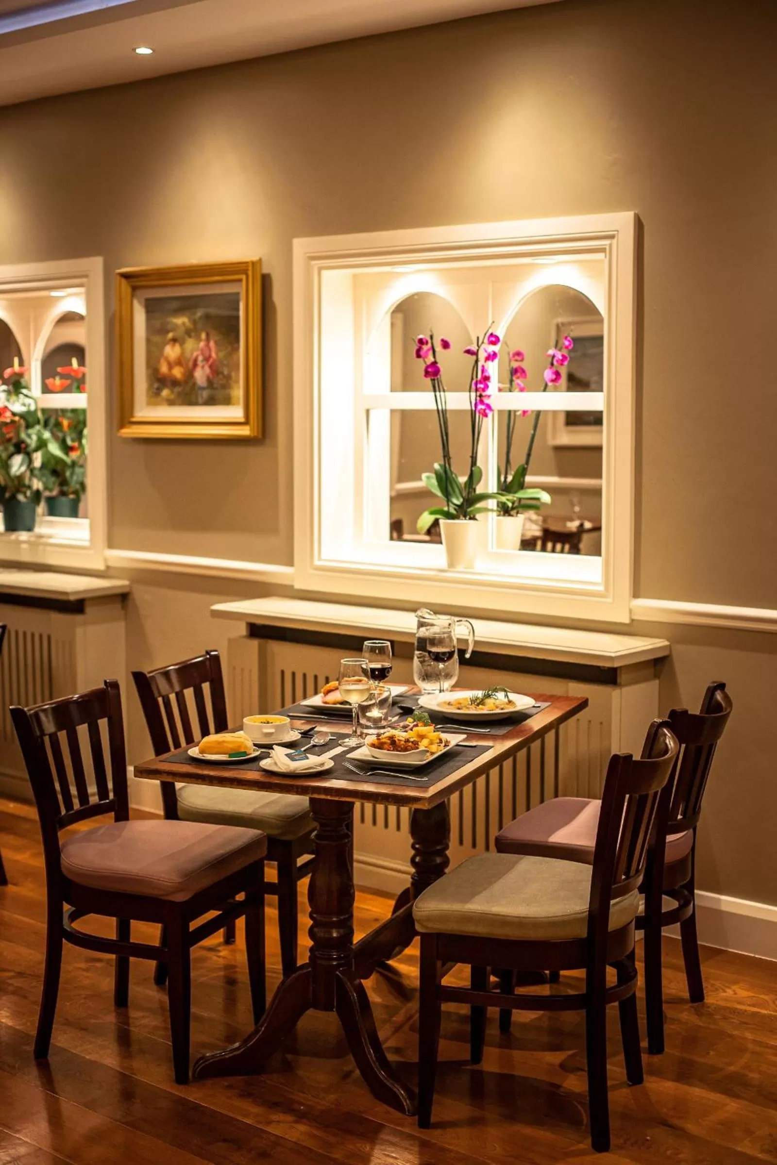 Restaurant/places to eat in Gullane's Hotel