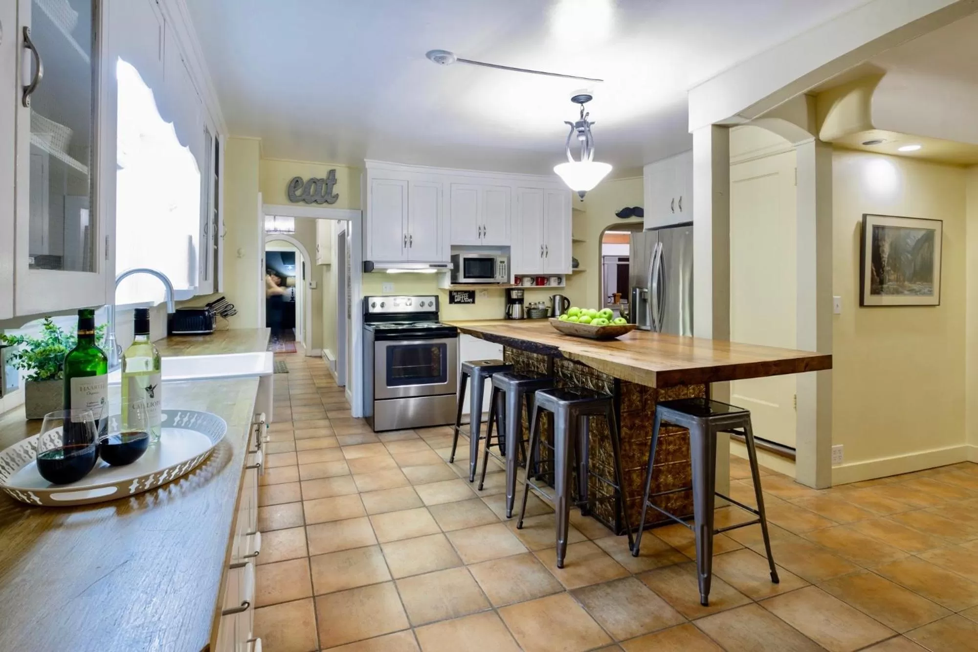 Kitchen or kitchenette in Bramblebank Cottages