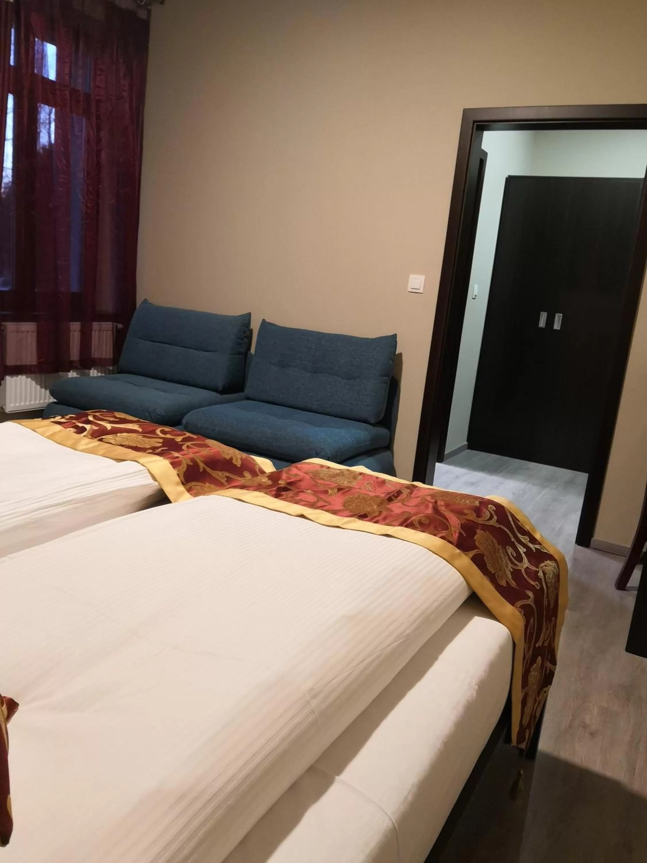 Bed in Sun-House Pension - ParkingFree Limited spaces-