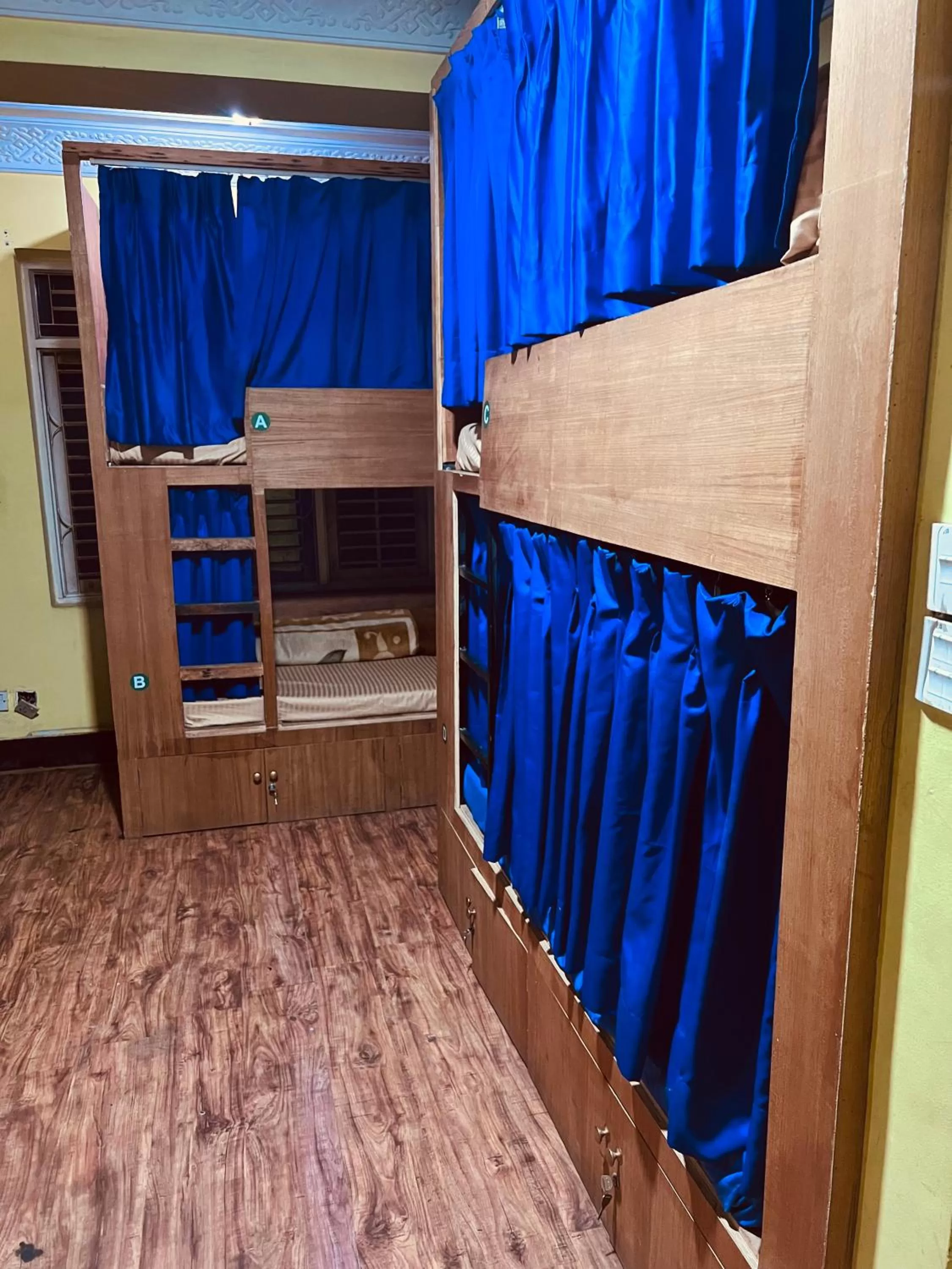 bunk bed, Bed in Trekkers Home