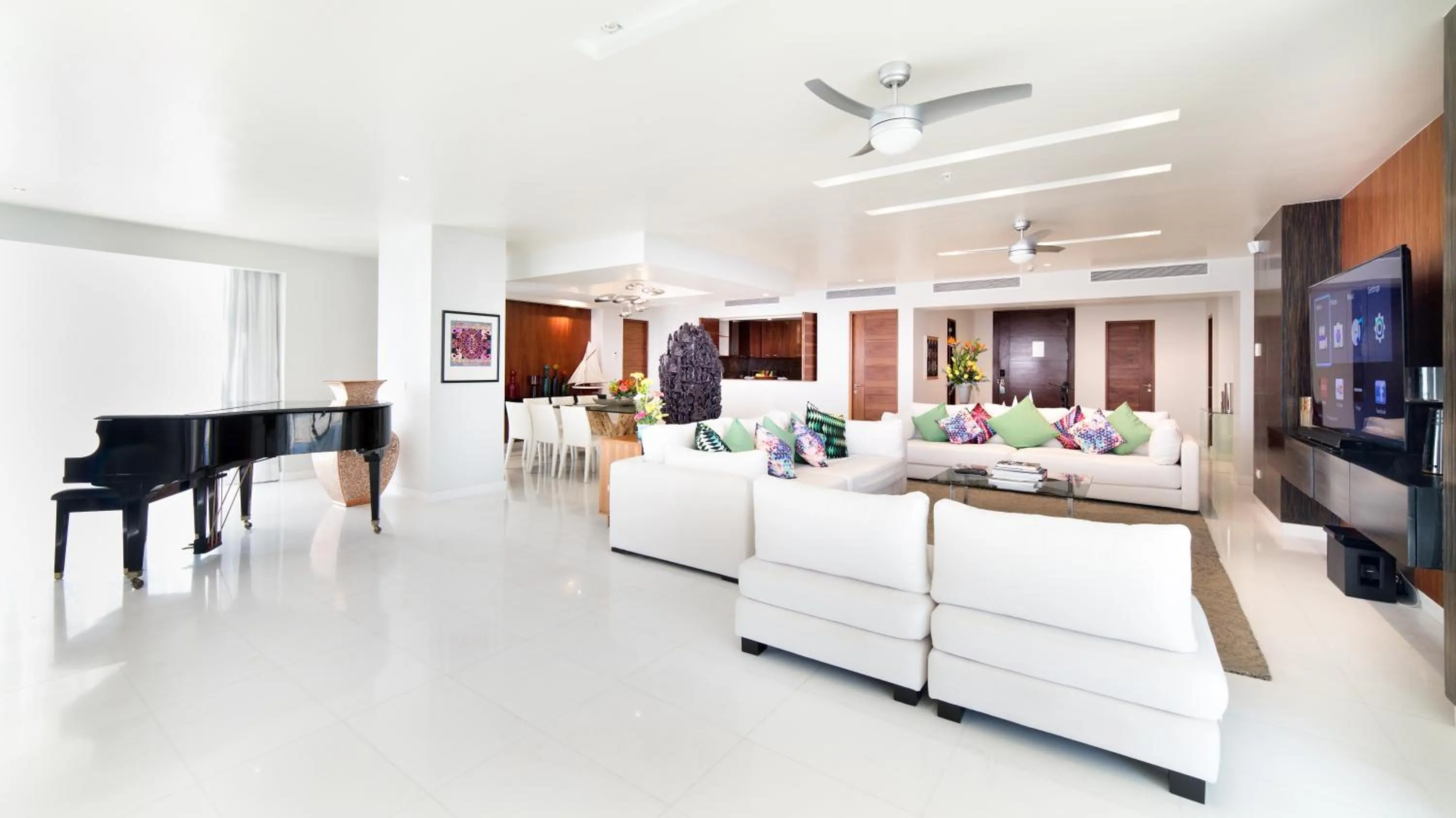 Living room in Palacio Mundo Imperial Riviera Diamante Acapulco