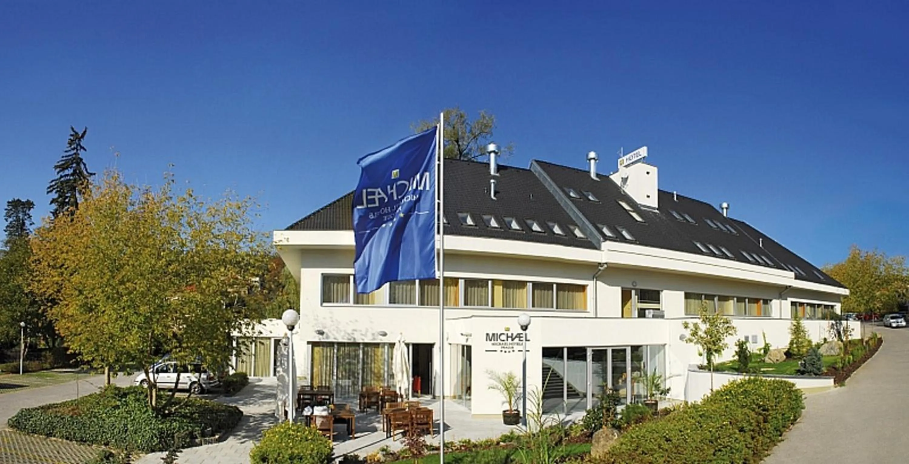 Facade/entrance in Hotel Michael