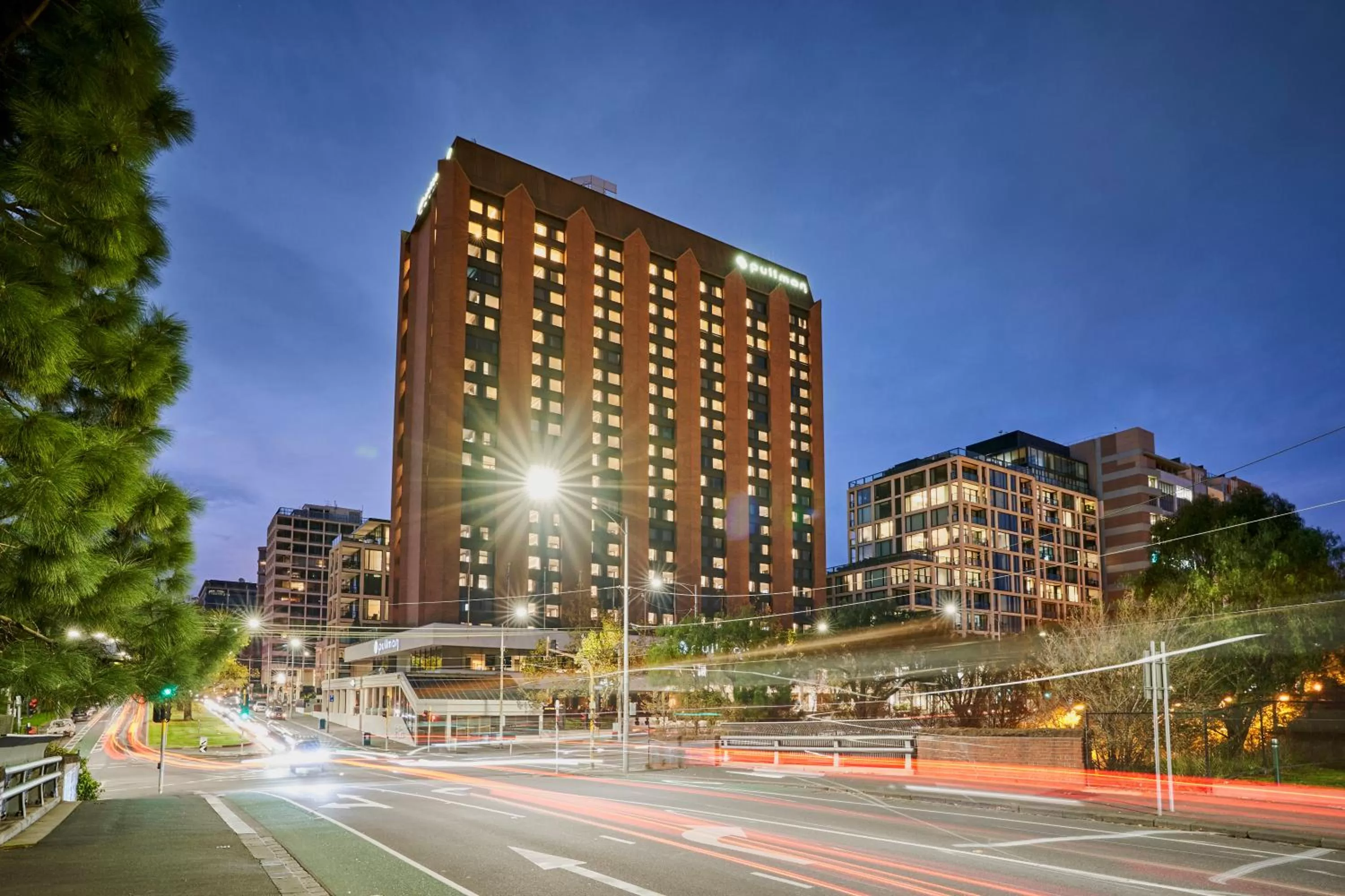 Property building in Pullman Melbourne On the Park