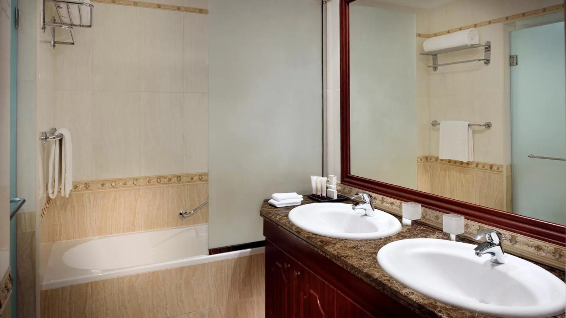 Bath in Kempinski Hotel & Residences Palm Jumeirah