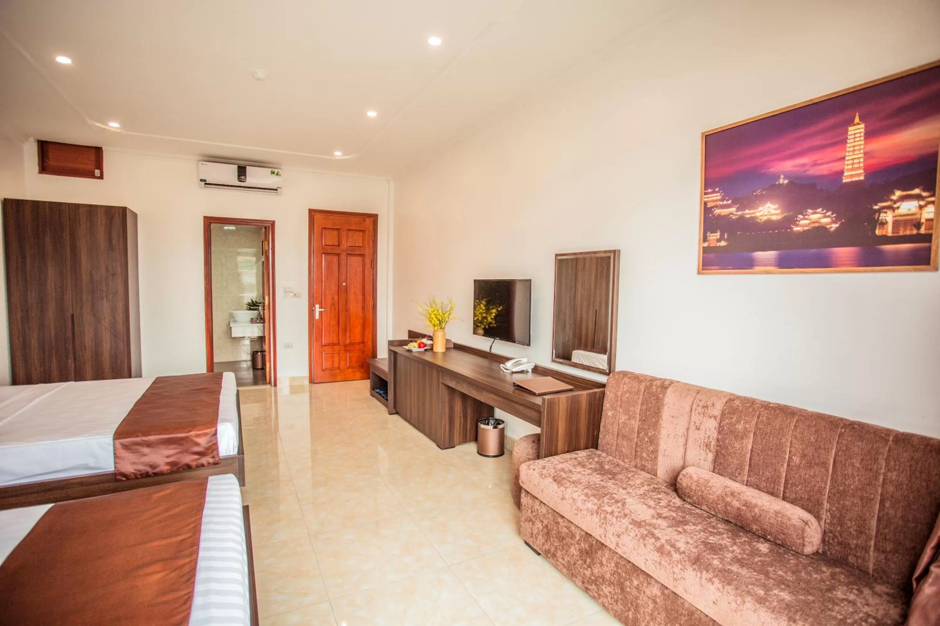 Seating area, Bed in Salina Hotel Ninh Binh