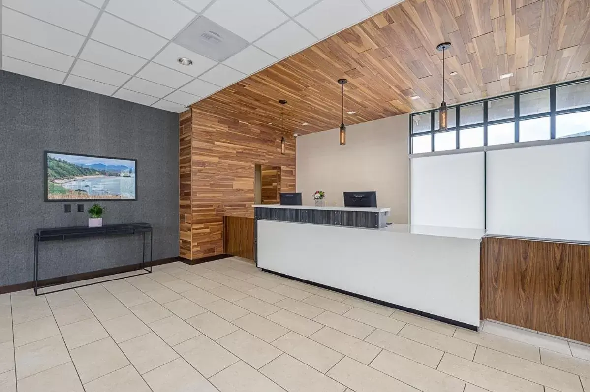 The Portlander Inn and Marketplace The Portlander Inn and Marketplace