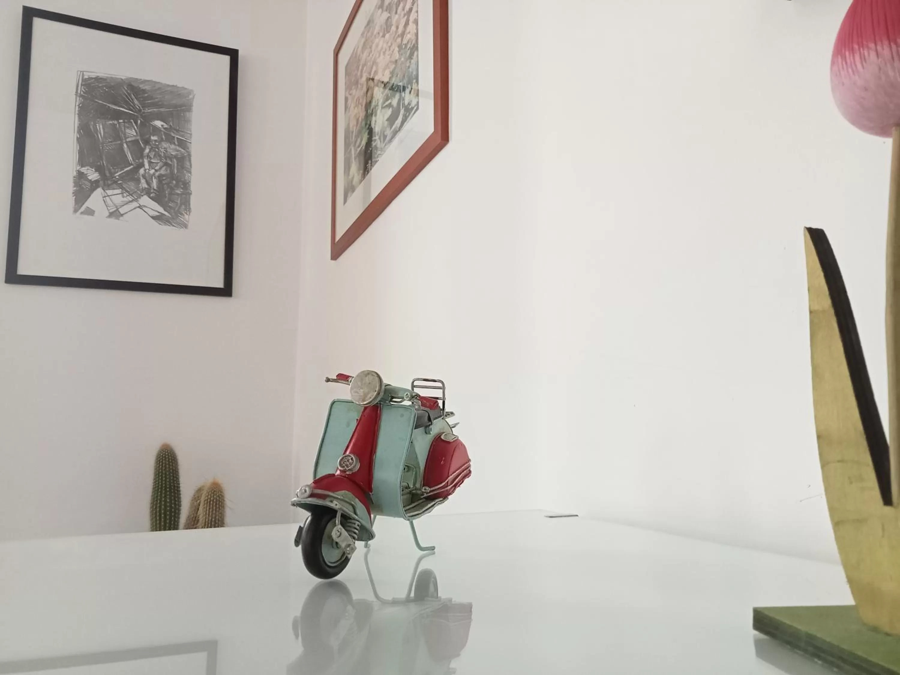 Decorative detail in Hotel Porta Rivera