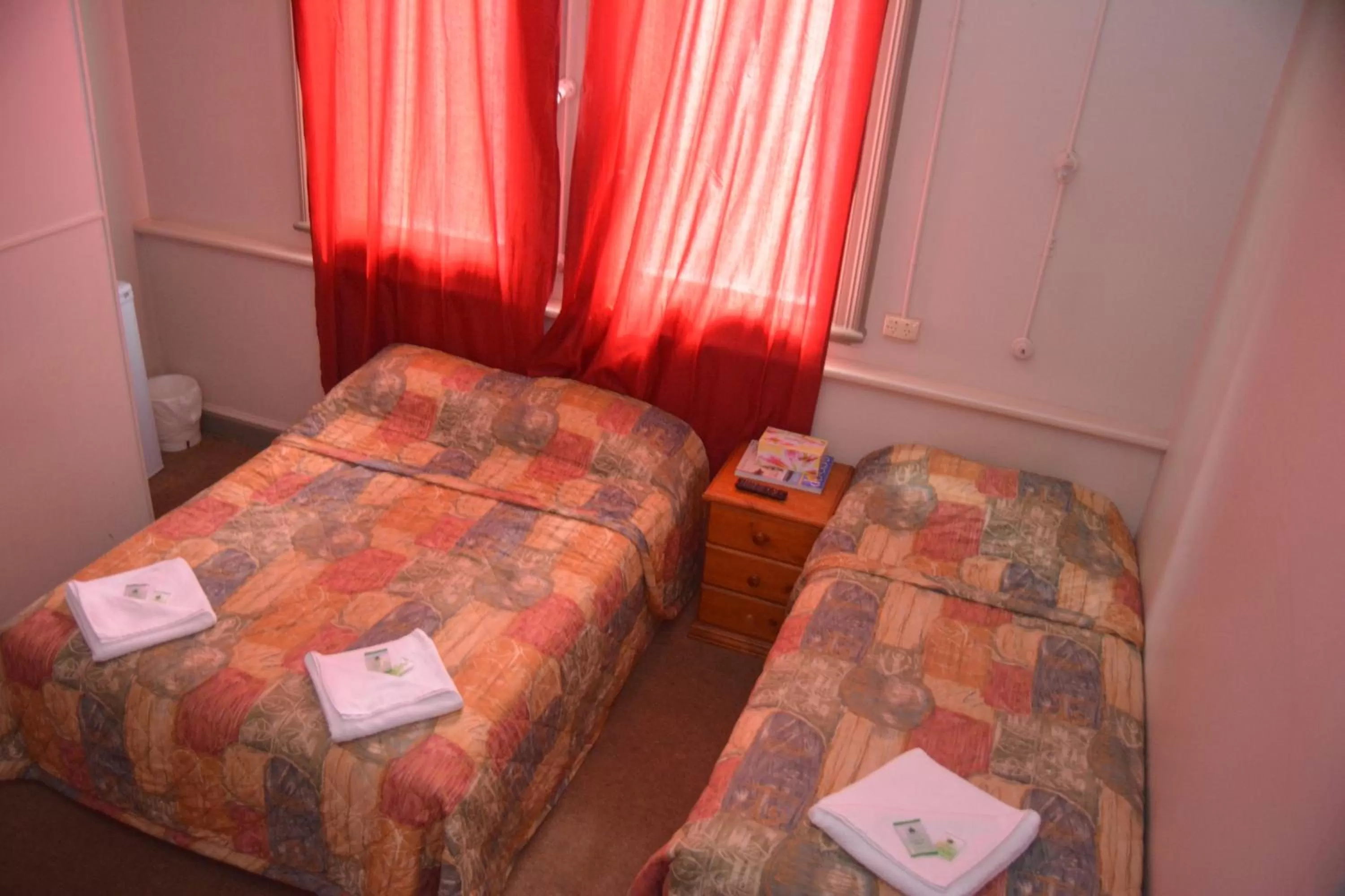 Bed in The Palace Hotel Kalgoorlie