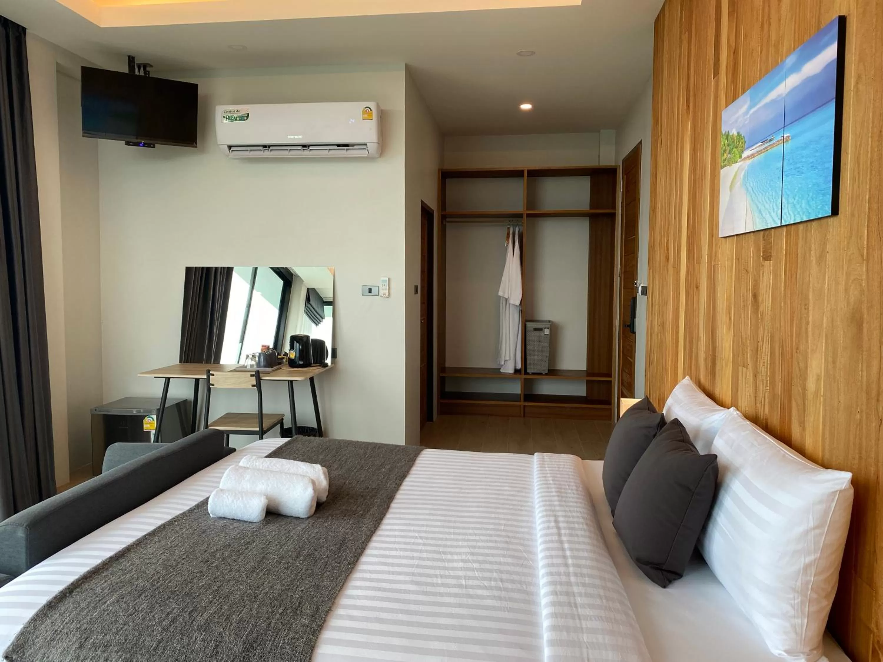 Bed in Ao Luek Panoramic Pool-SHA Plus