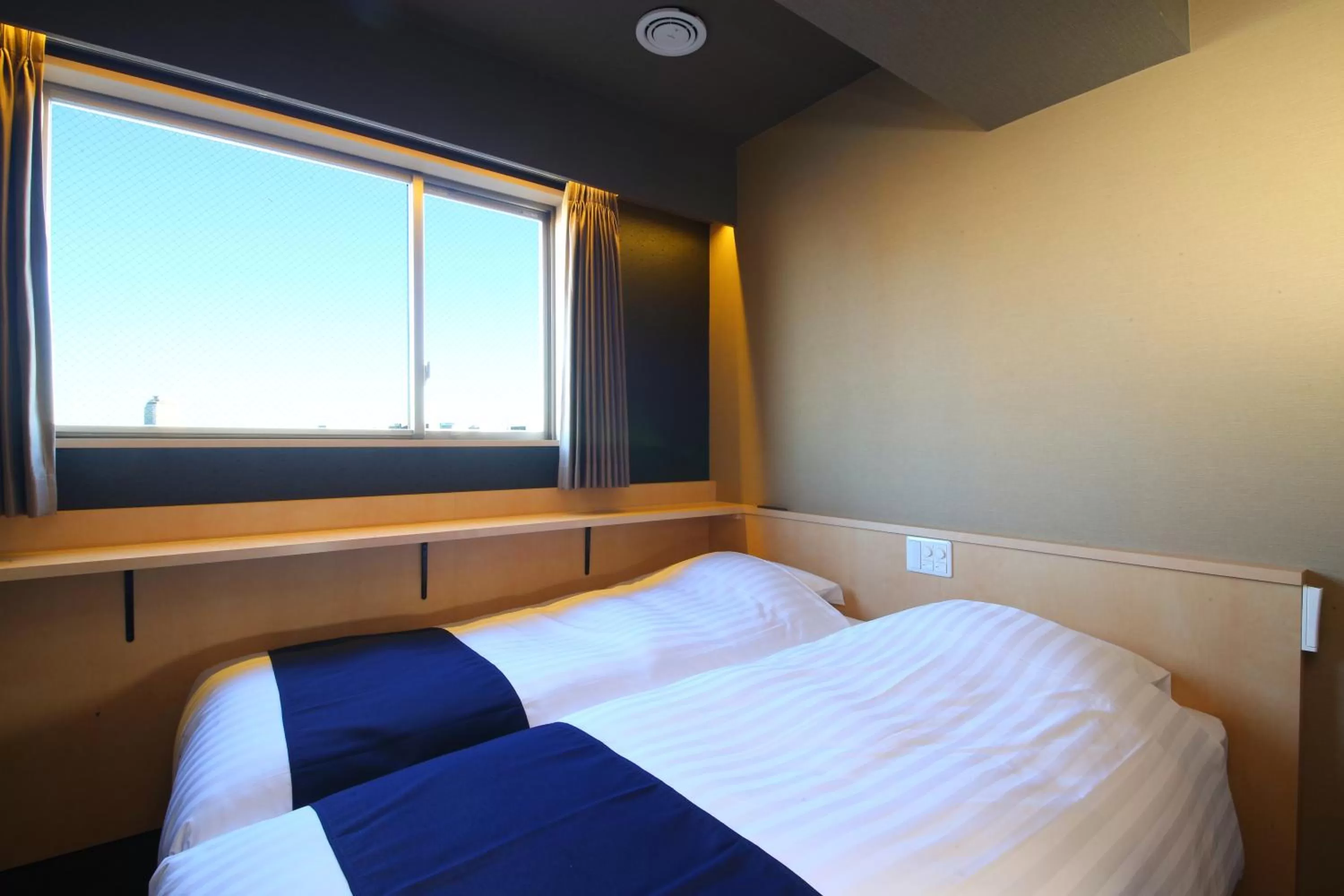 Photo of the whole room, Bed in Hotel Wing International Select Asakusa Komagata