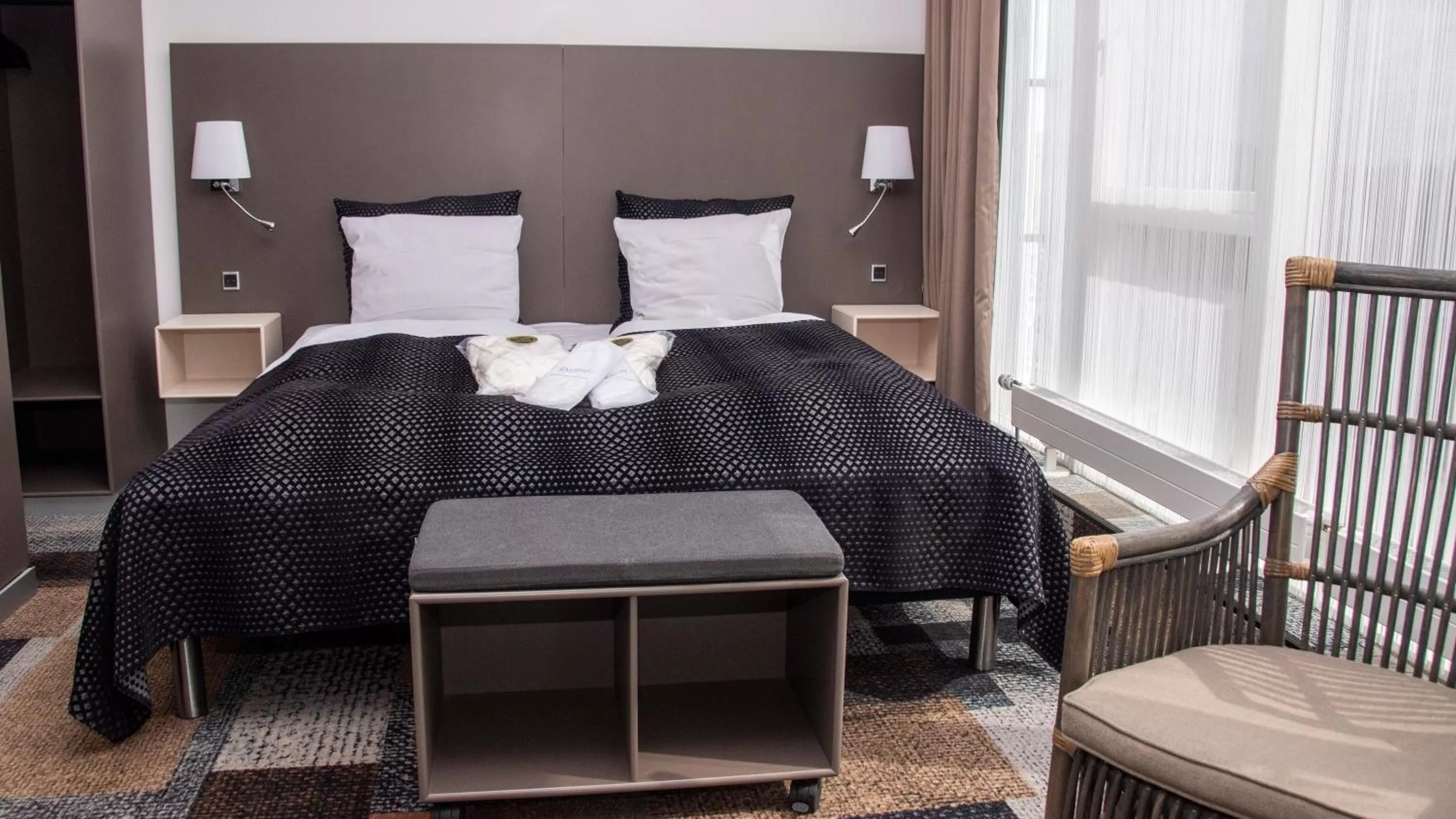 Bed in Hotel Skivehus