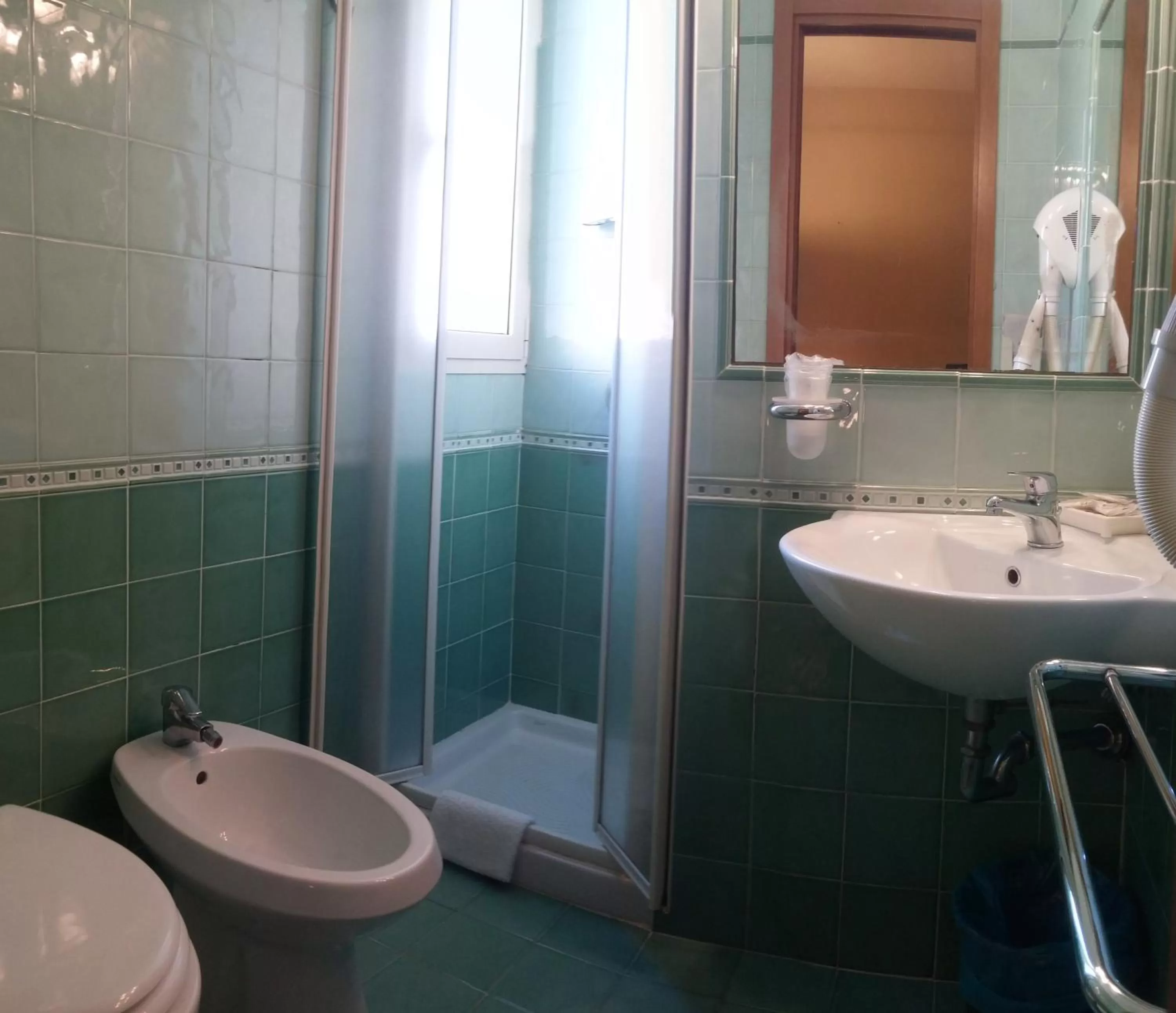 Shower in Hotel Prati