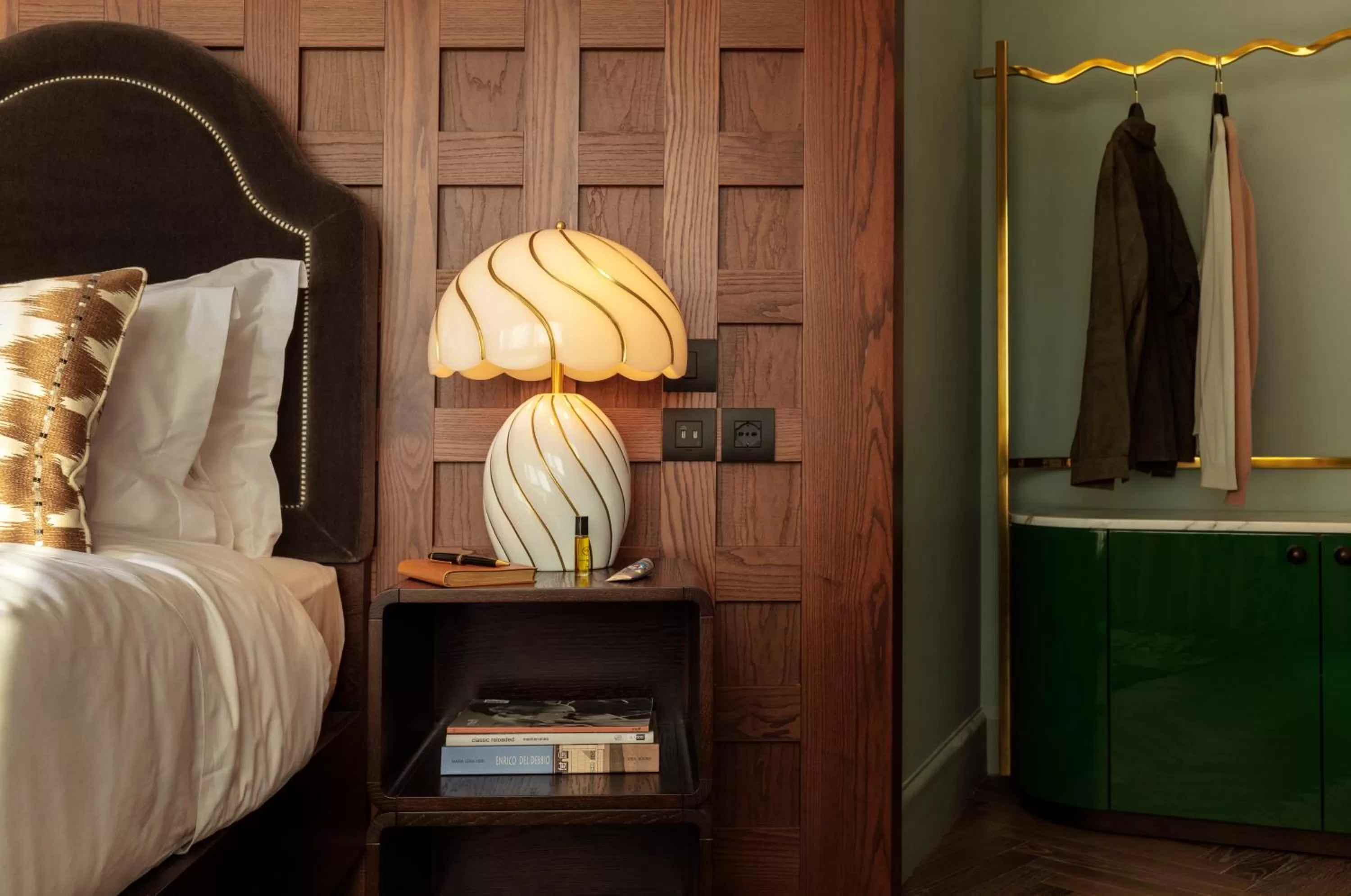 Bedroom, Bed in The Hoxton, Rome